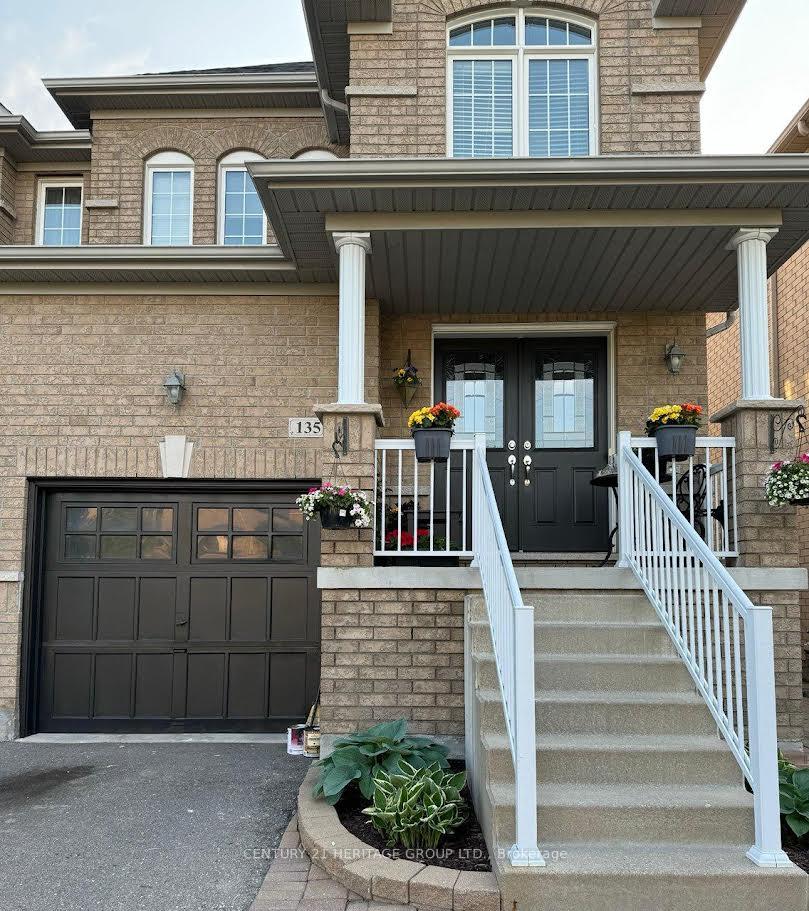 Front of Unit Main, 135 Black Maple Crescent