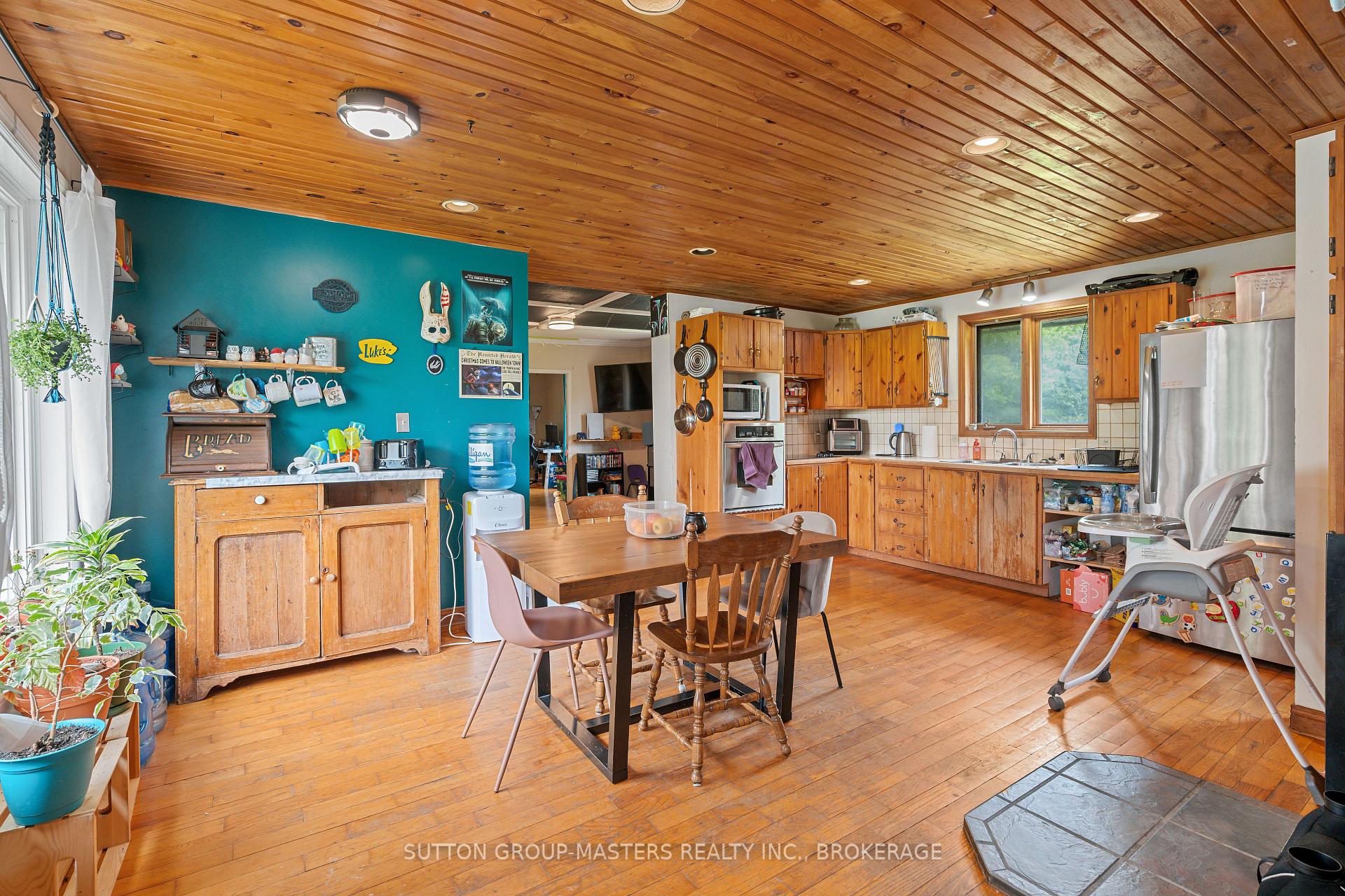 Photo 5 of 4313 Ottawa Street, Frontenac, Frontenac South — HOMEH