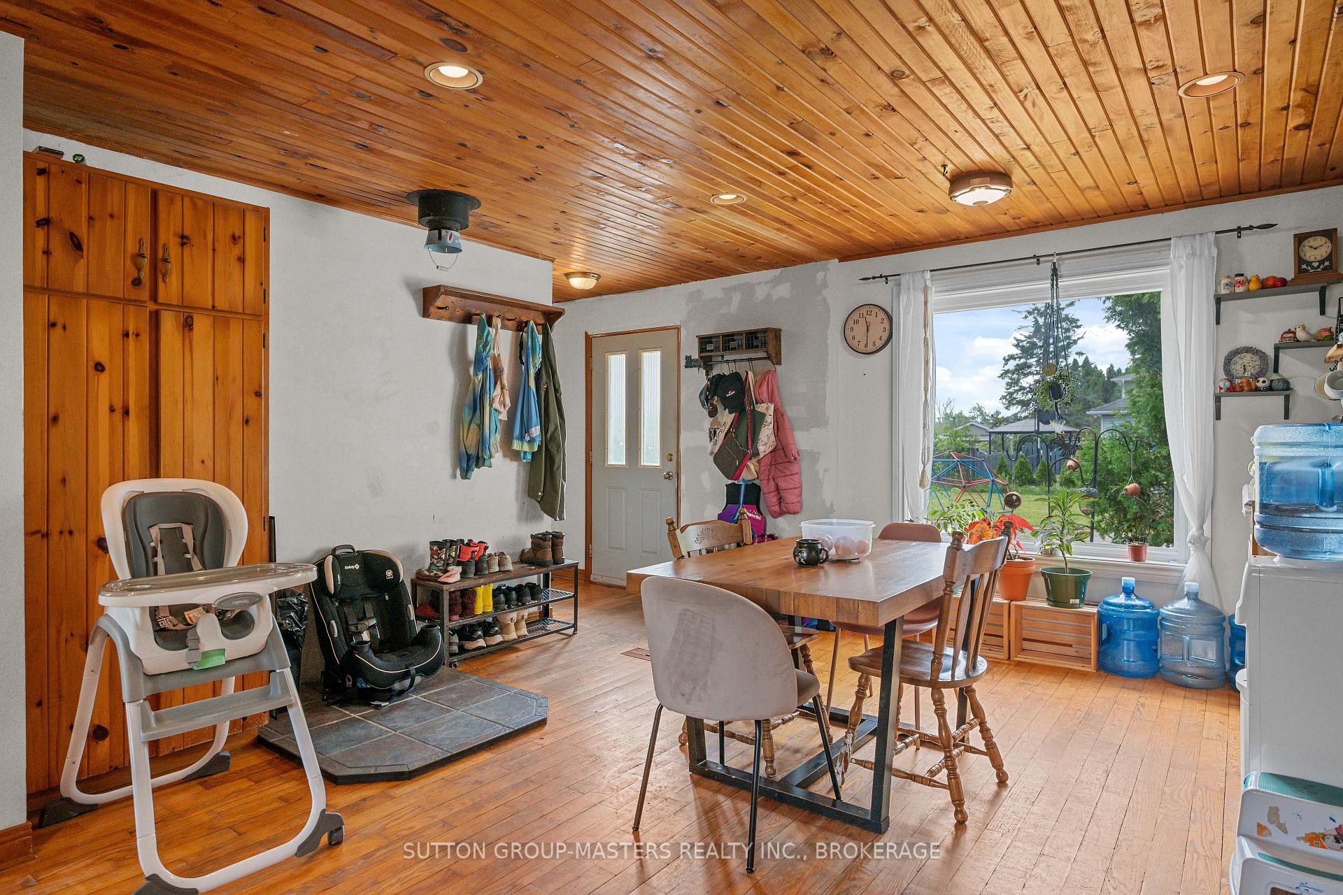 Photo 7 of 4313 Ottawa Street, Frontenac, Frontenac South — HOMEH