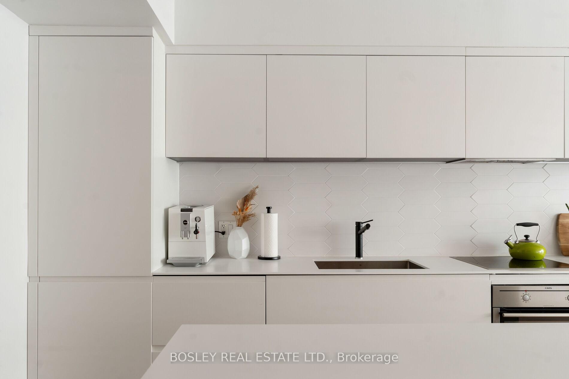 Photo 9 of Unit 242, 201 Carlaw Avenue, Toronto, South Riverdale — HOMEH