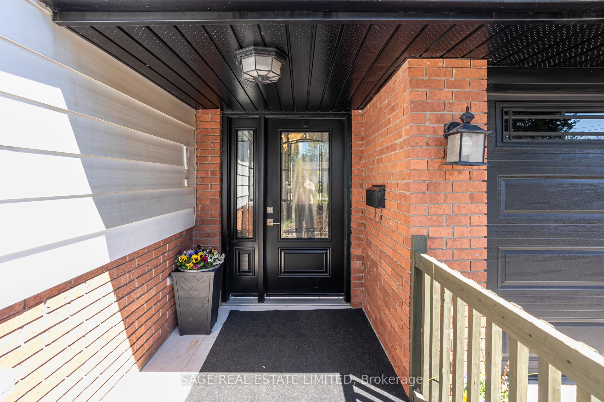 Photo 3 of 54 Dundee Drive, Haldimand — HOMEH