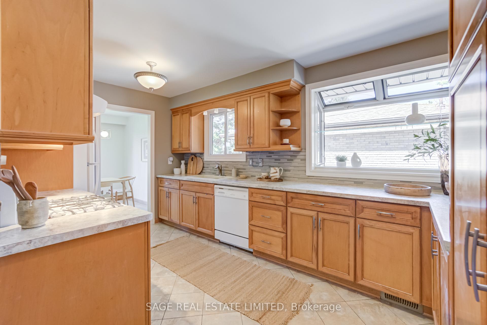 Photo 13 of 54 Dundee Drive, Haldimand — HOMEH