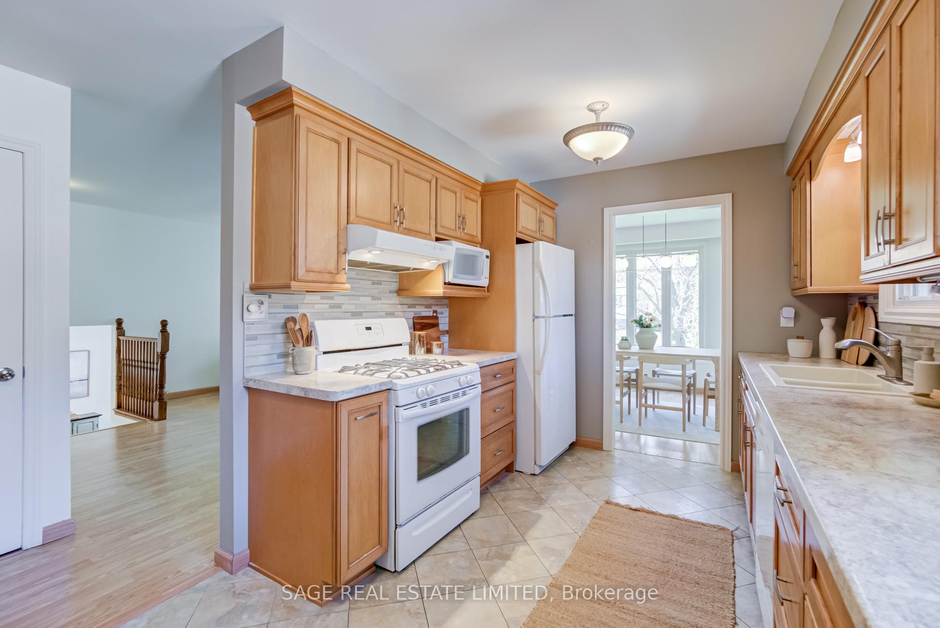 Photo 32 of 54 Dundee Drive, Haldimand — HOMEH