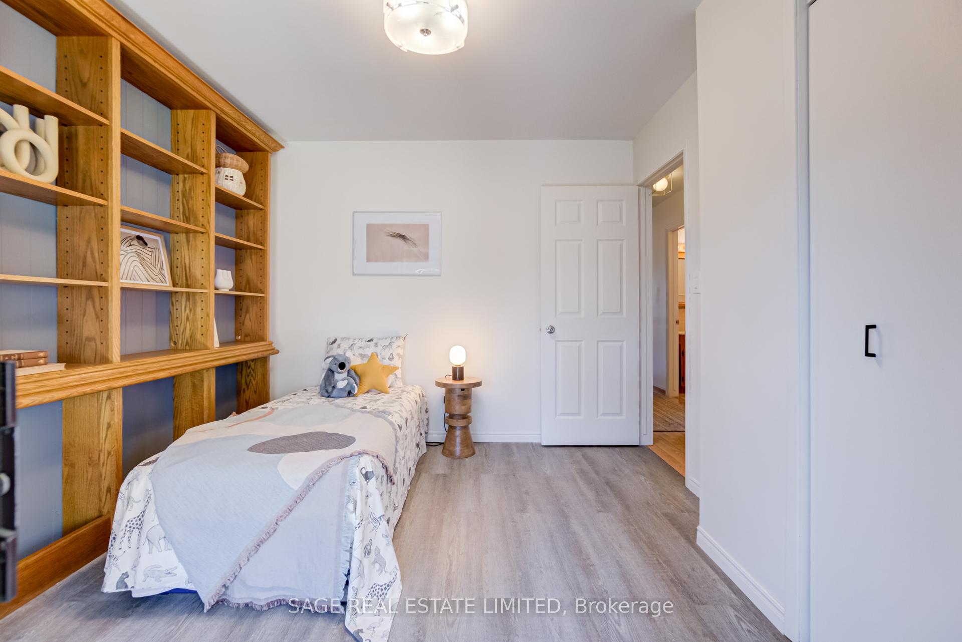 Photo 16 of 54 Dundee Drive, Haldimand — HOMEH