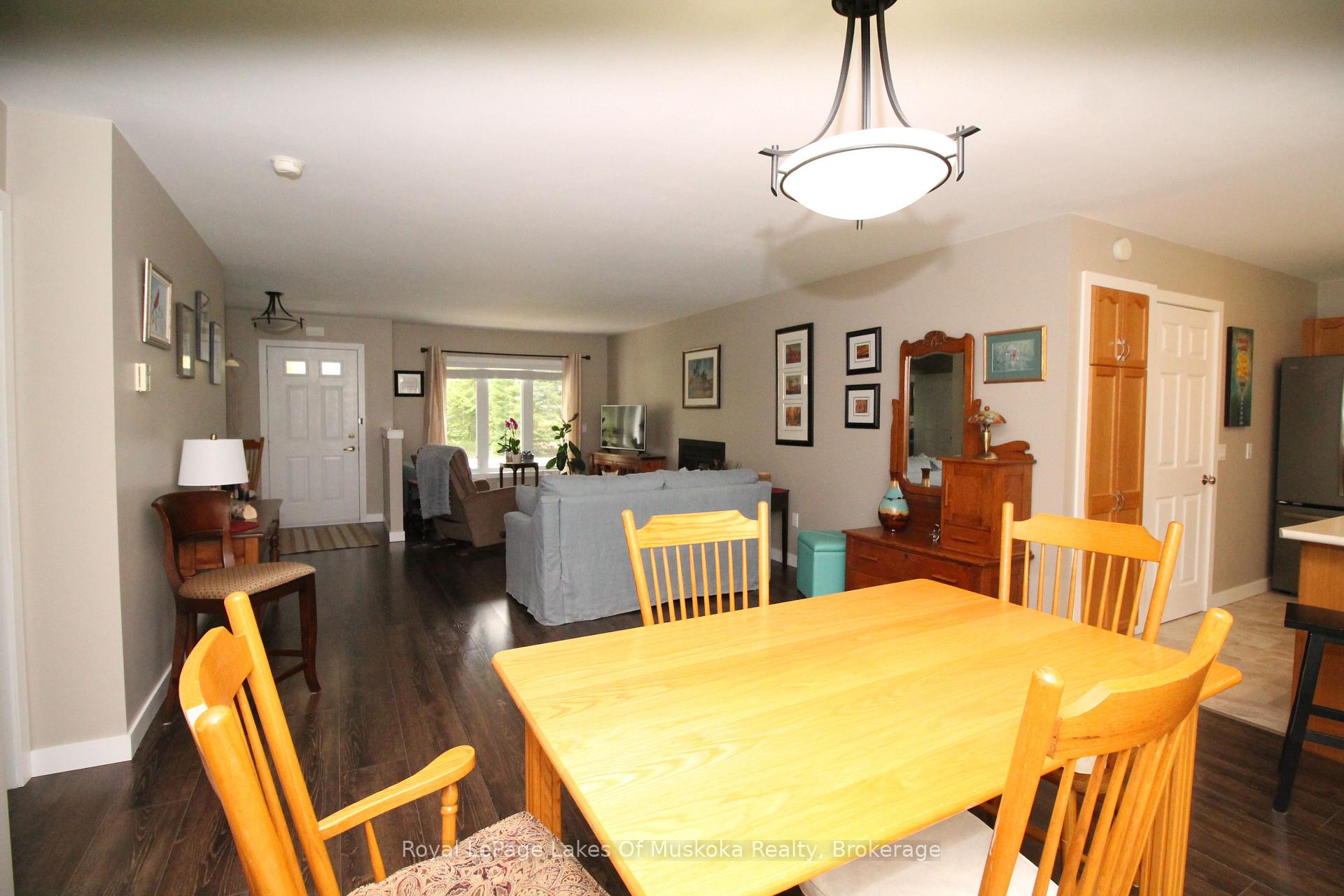 Photo 7 of 30 Hedgewood Lane, Gravenhurst, Muskoka (S) — HOMEH