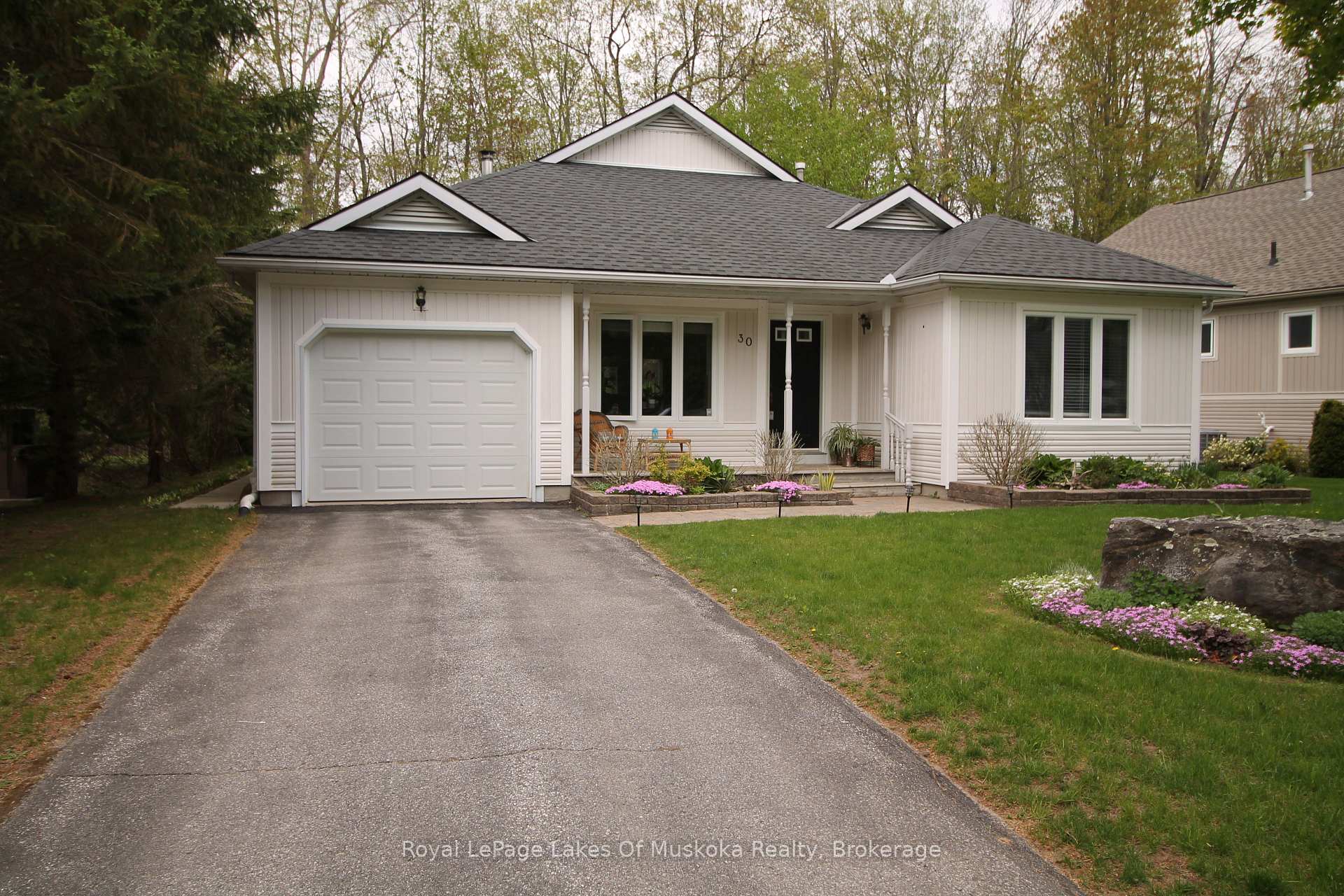 Photo 17 of 30 Hedgewood Lane, Gravenhurst, Muskoka (S) — HOMEH