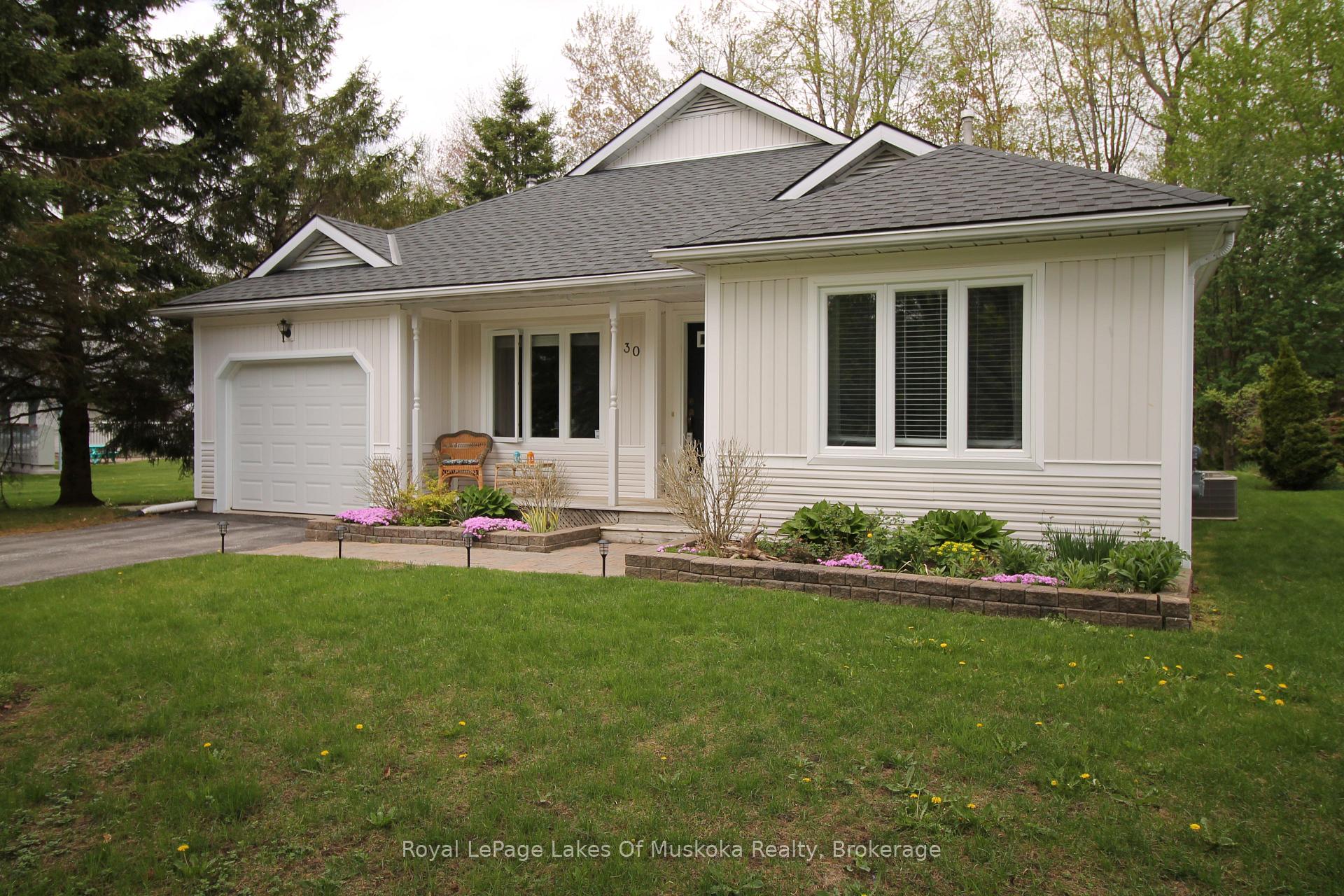Photo 18 of 30 Hedgewood Lane, Gravenhurst, Muskoka (S) — HOMEH