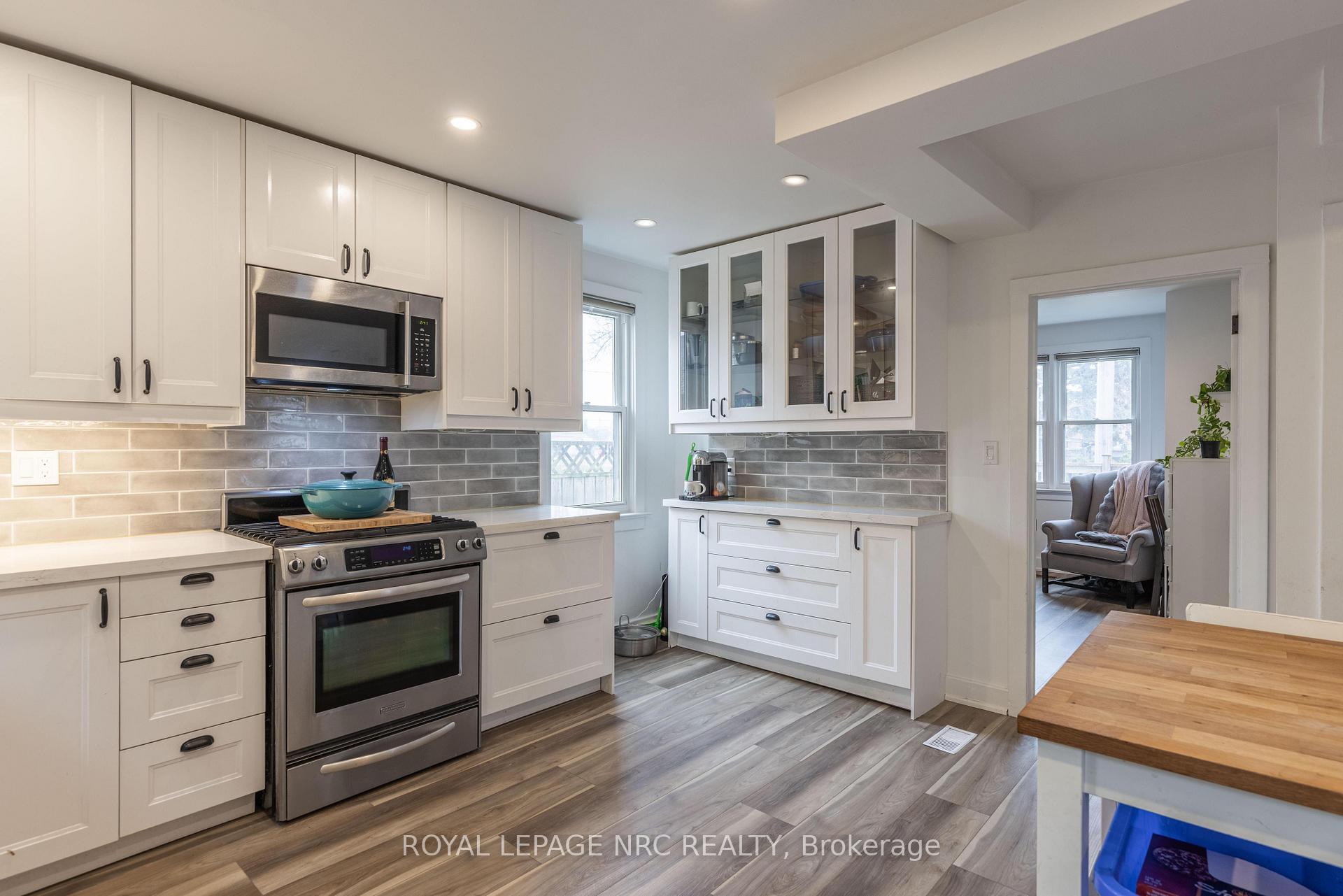 Photo 13 of 9 Mcdonald Street, St. Catharines, Ridley — HOMEH