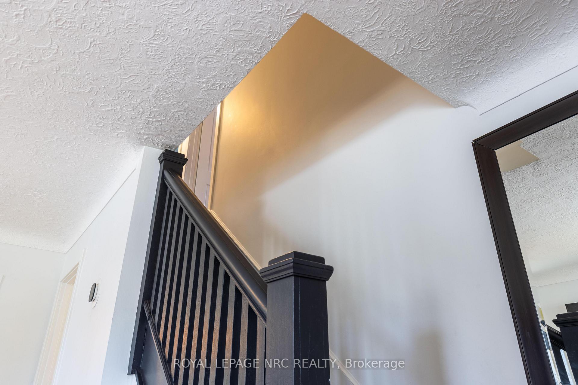 Photo 15 of 9 Mcdonald Street, St. Catharines, Ridley — HOMEH