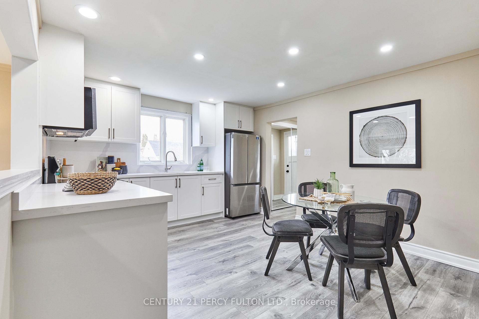 Photo 3 of 25 Windsor Avenue, Ajax, Central — HOMEH