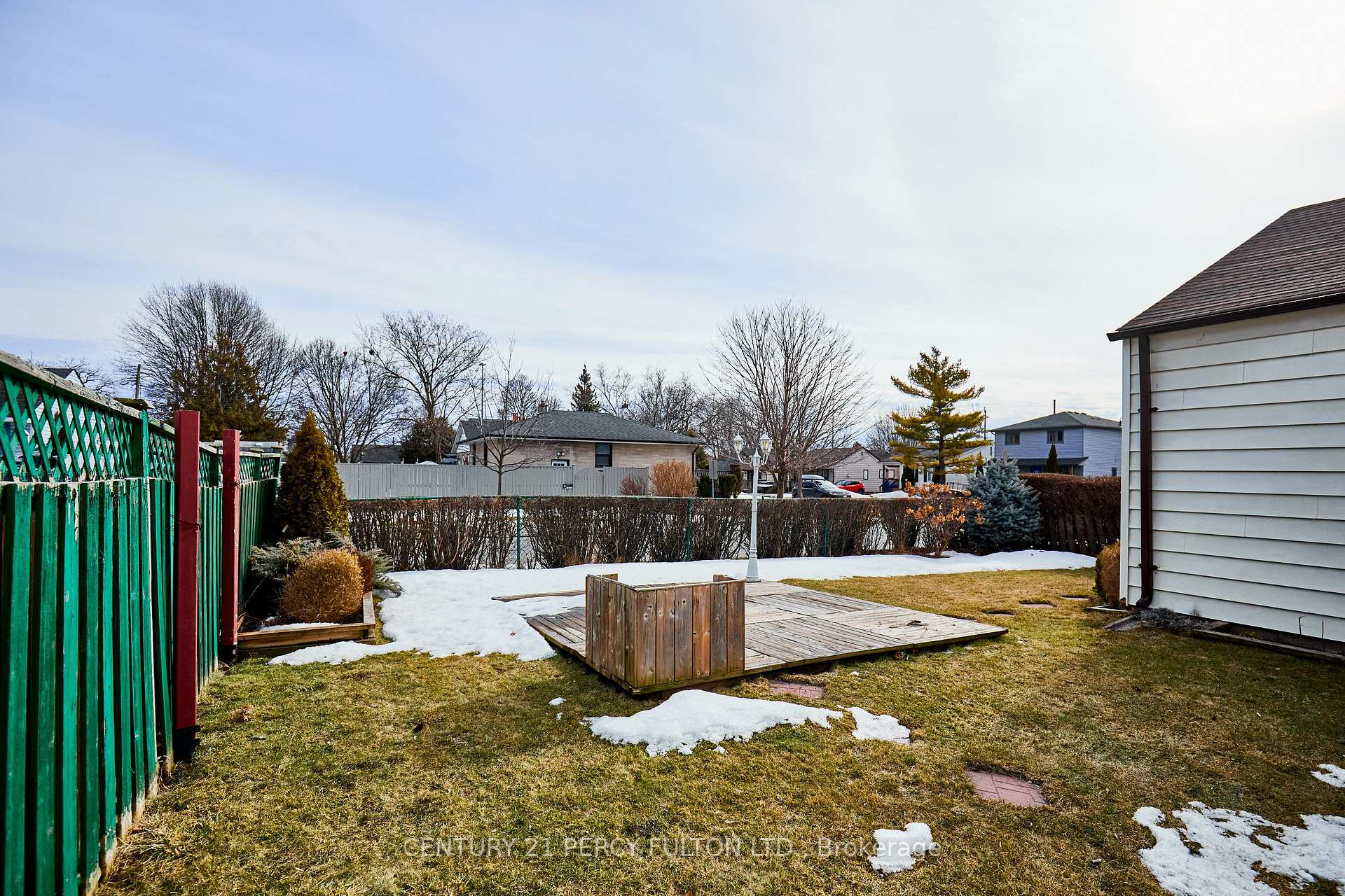Photo 13 of 25 Windsor Avenue, Ajax, Central — HOMEH
