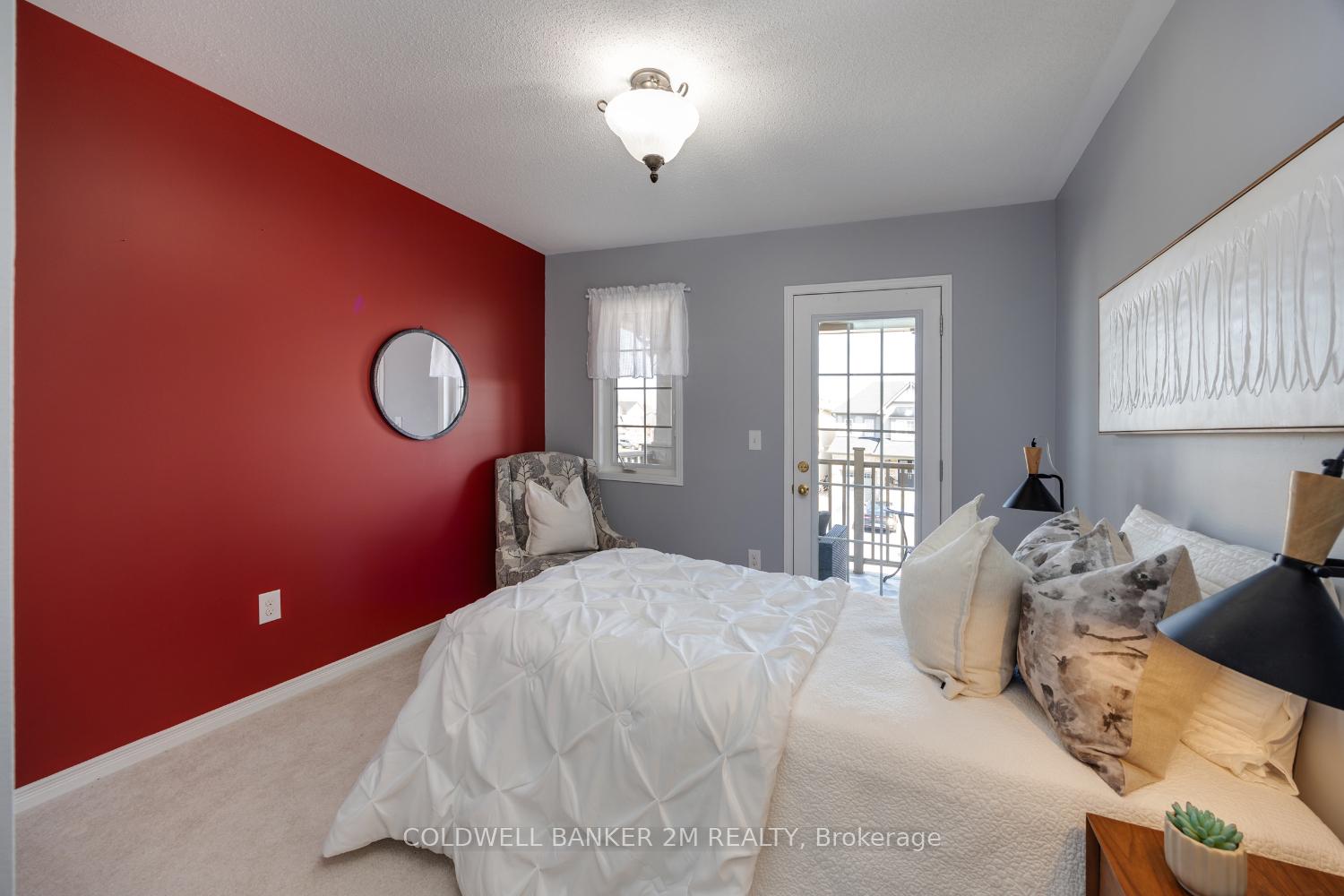Photo 7 of 8 Darryl Caswell Way, Clarington, Bowmanville — HOMEH