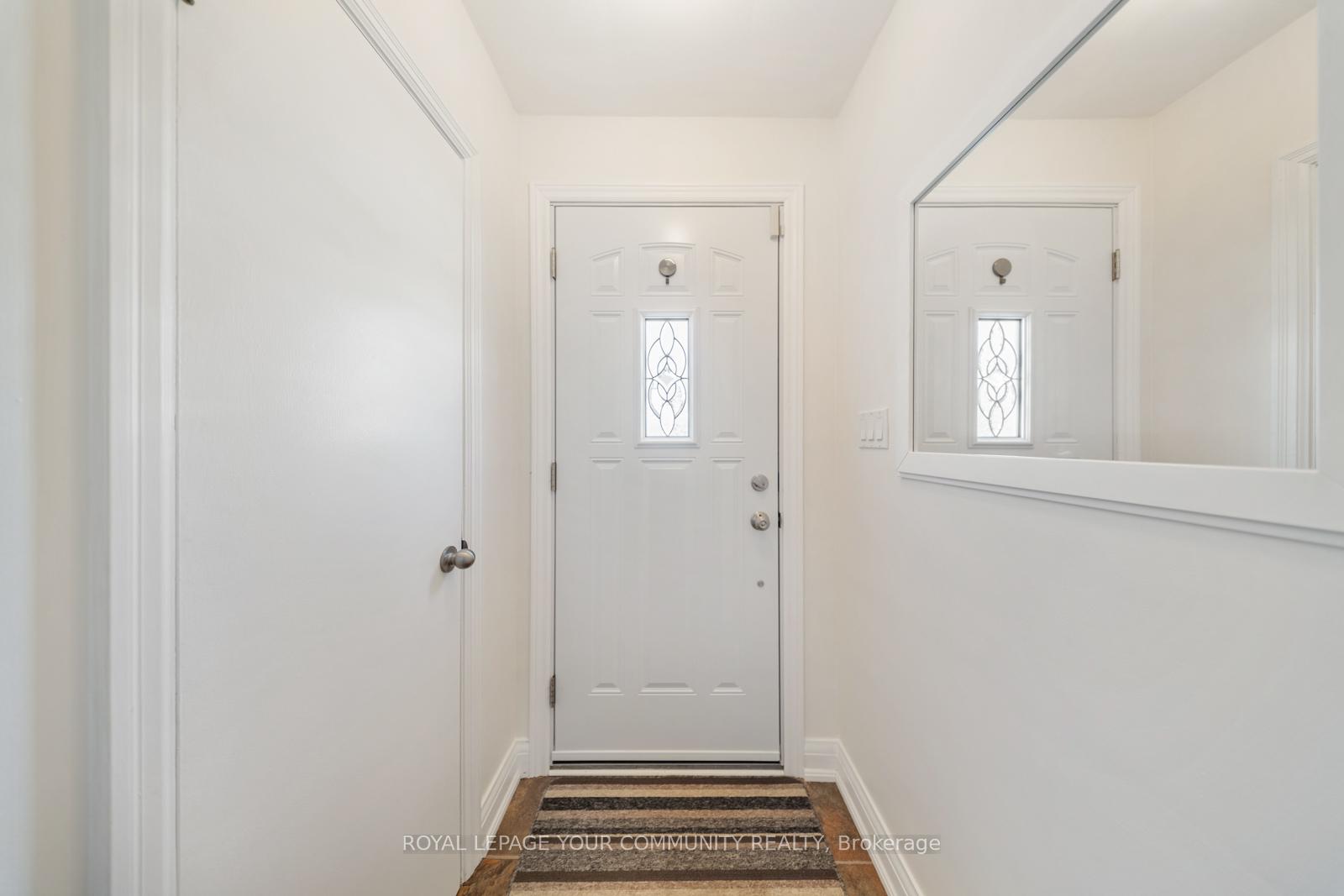 Photo 8 of 54 First Street N, Hamilton, Stoney Creek — HOMEH