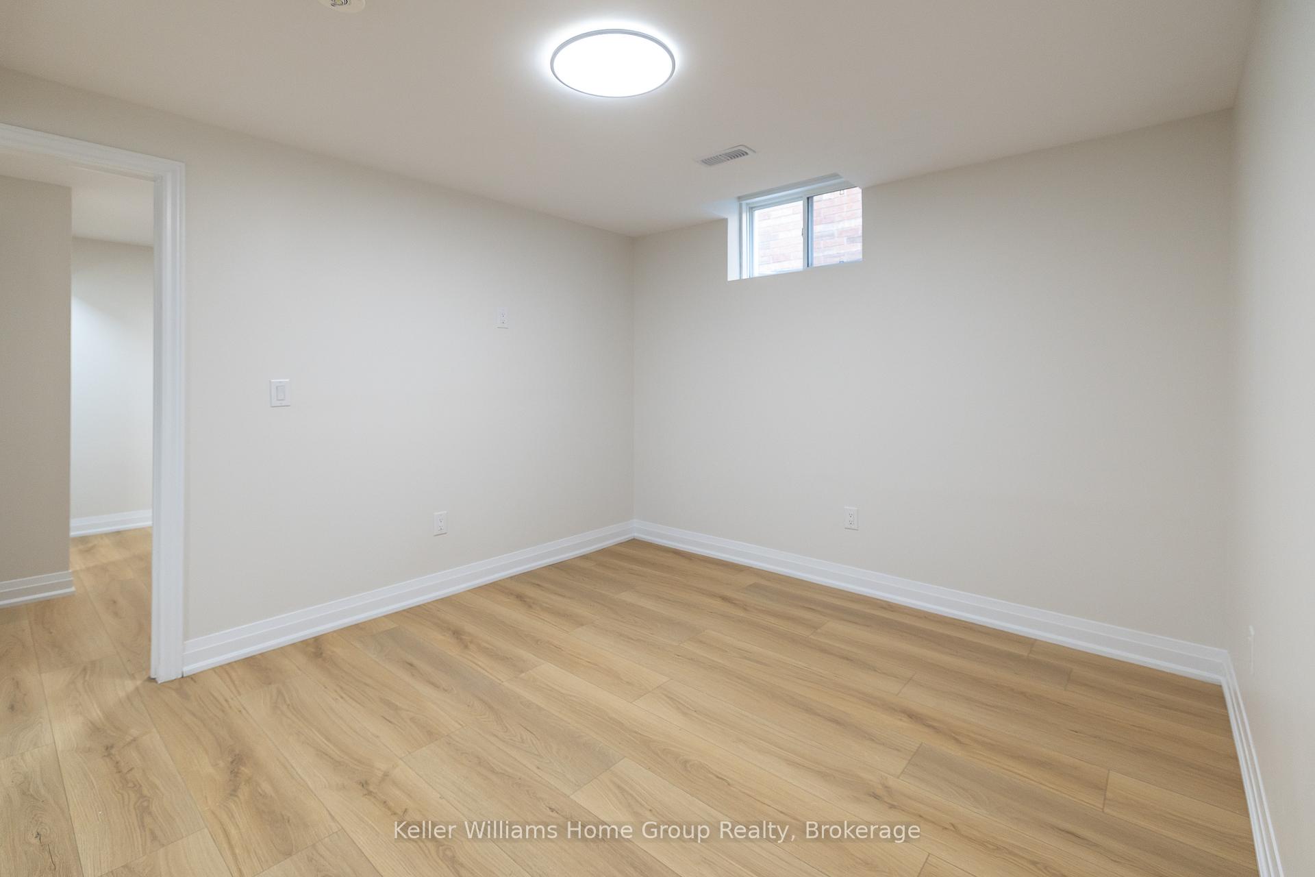 Photo 20 of 95 Goodwin Dr, Guelph, Pineridge/Westminster Woods — HOMEH