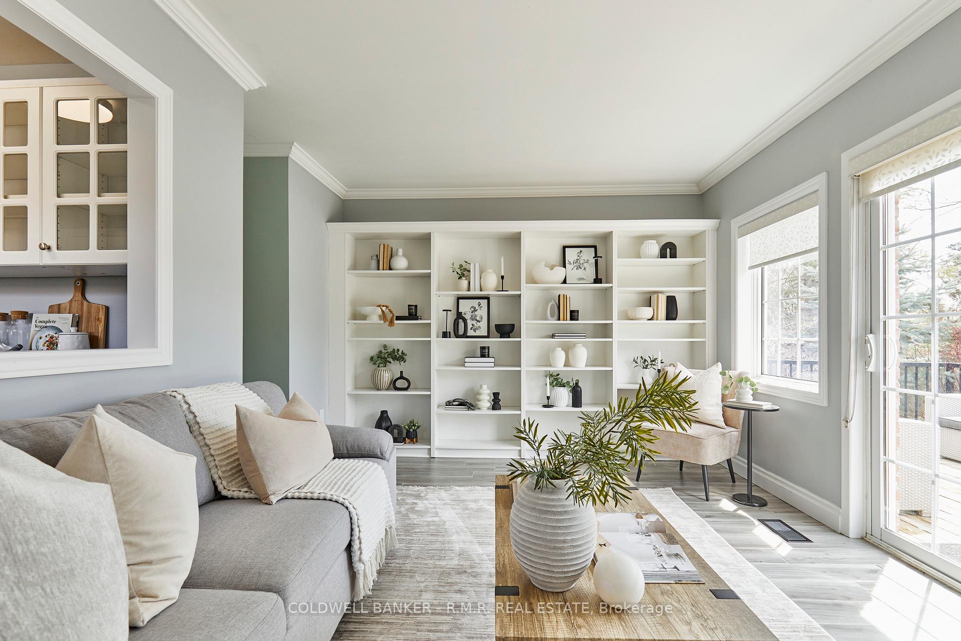 Photo 10 of 918 Donovan Crescent, Whitby, Williamsburg — HOMEH