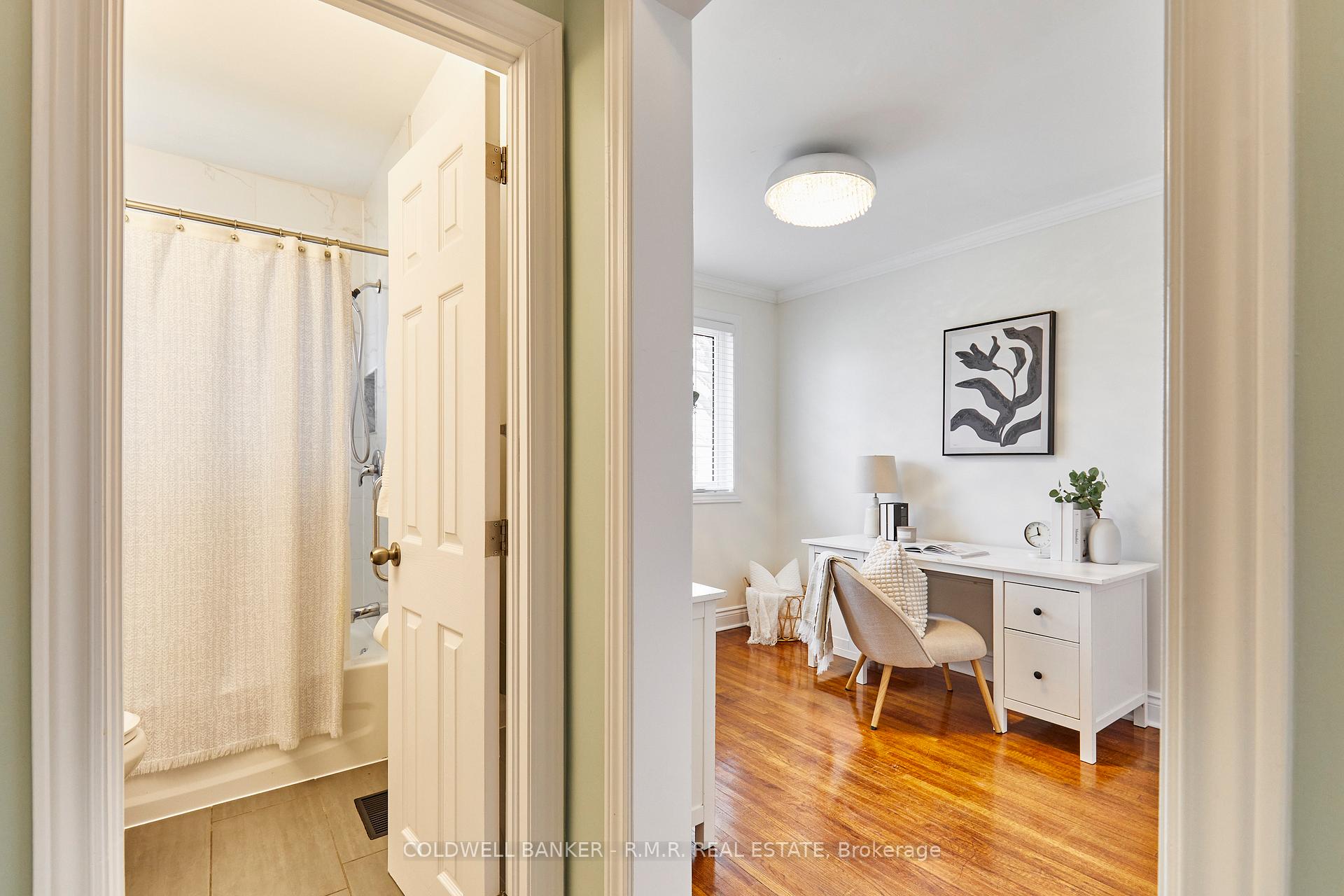 Photo 13 of 918 Donovan Crescent, Whitby, Williamsburg — HOMEH