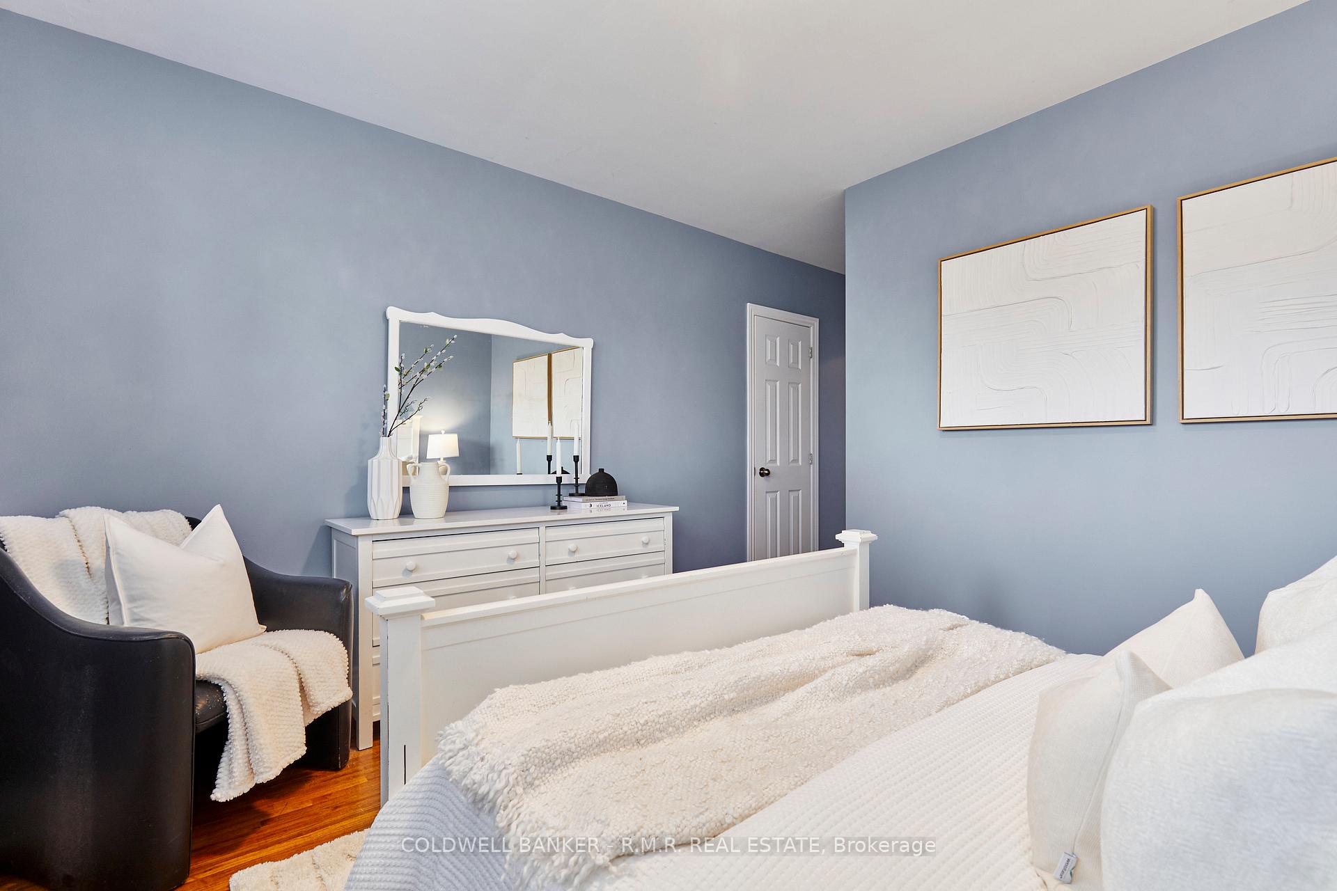 Photo 20 of 918 Donovan Crescent, Whitby, Williamsburg — HOMEH