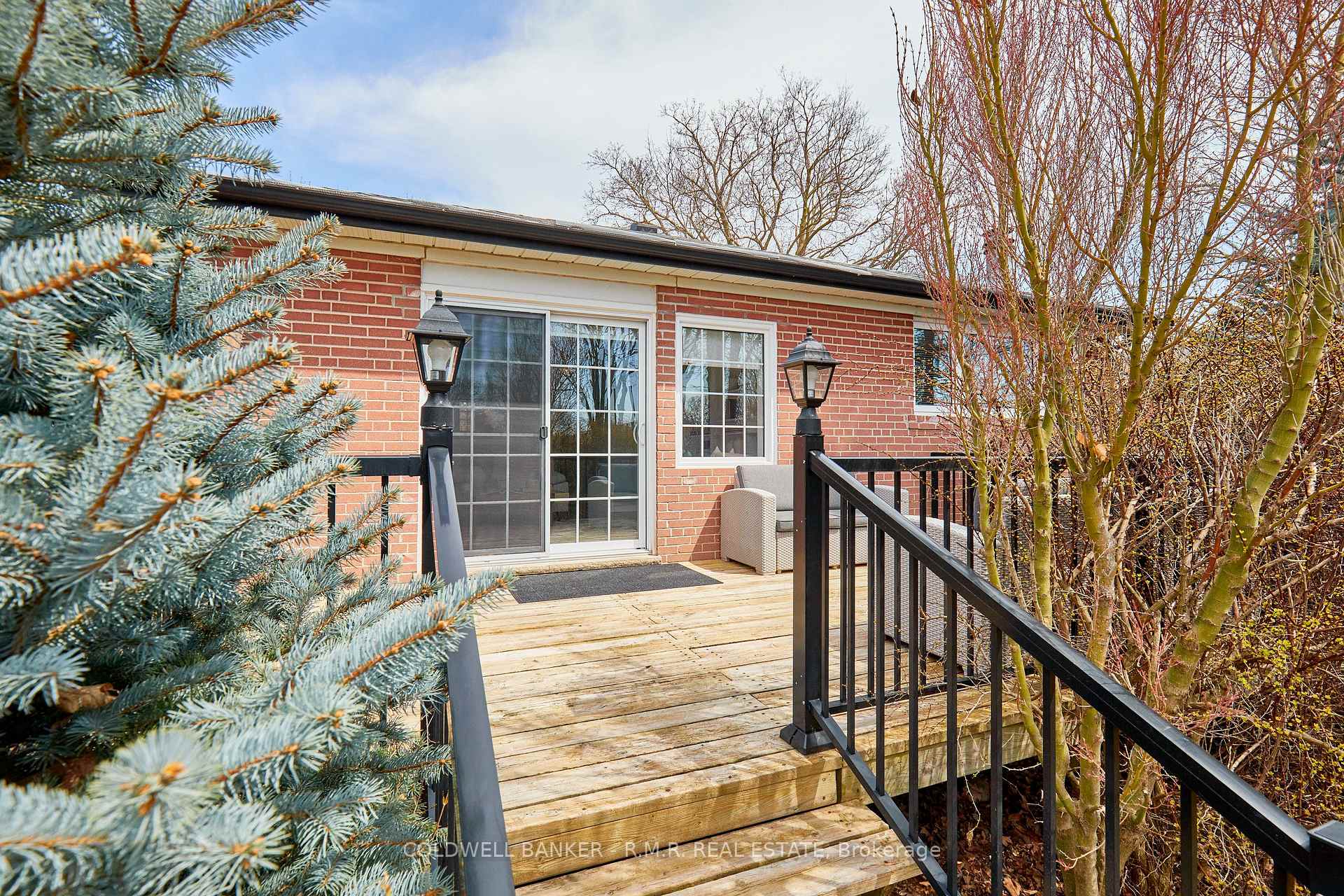 Photo 28 of 918 Donovan Crescent, Whitby, Williamsburg — HOMEH