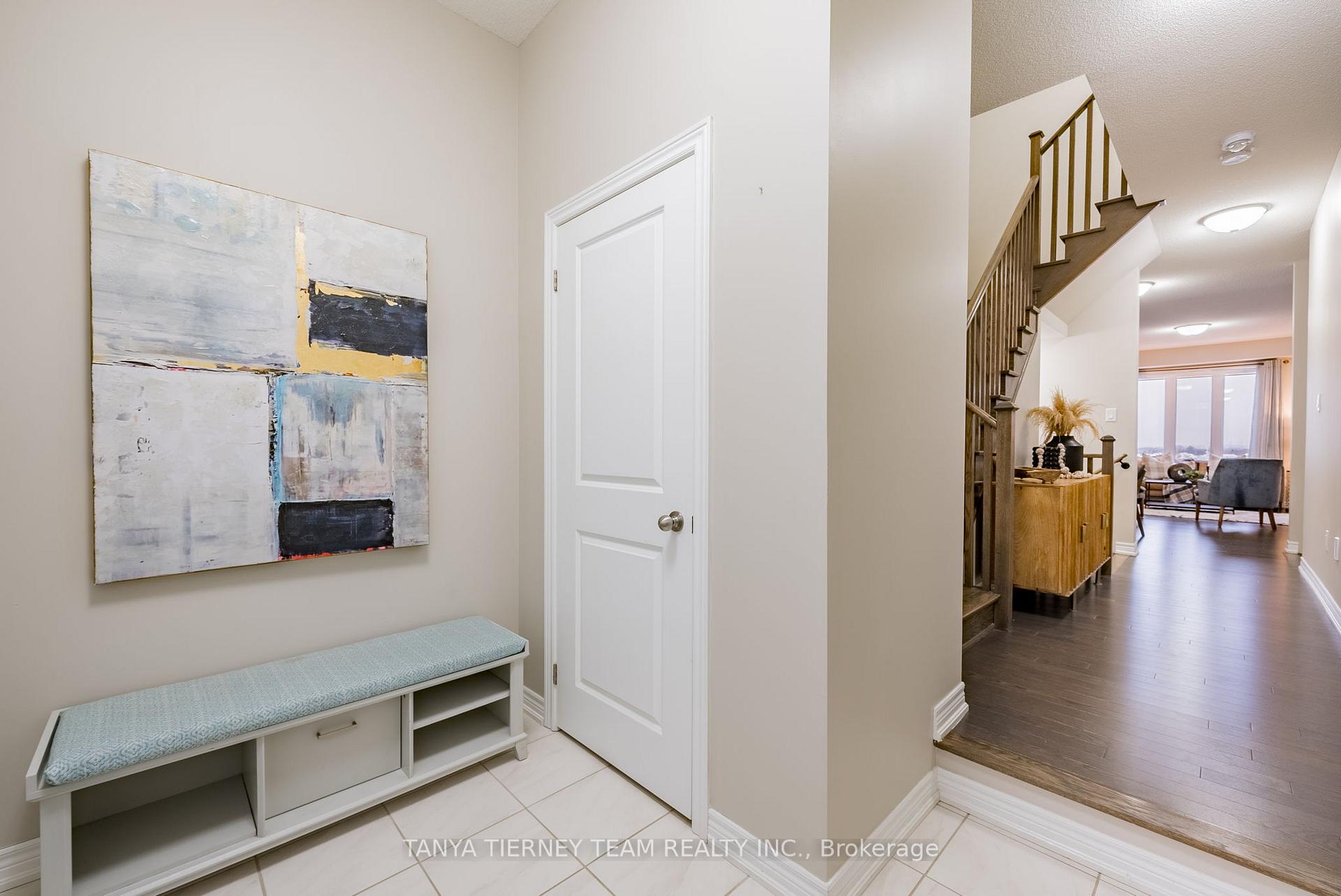 Photo 12 of 49 Conarty Crescent, Whitby, Rural Whitby — HOMEH