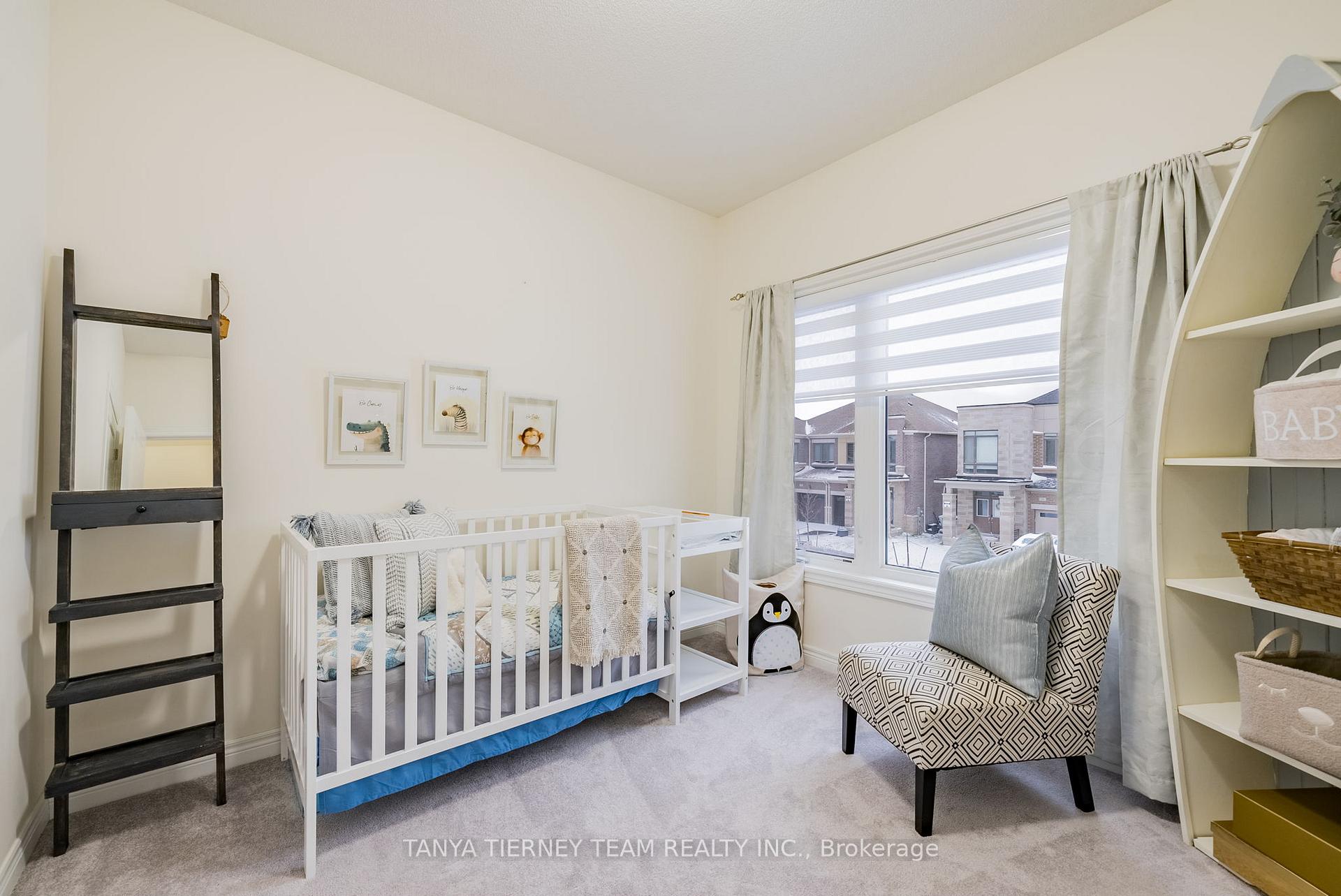 Photo 23 of 49 Conarty Crescent, Whitby, Rural Whitby — HOMEH