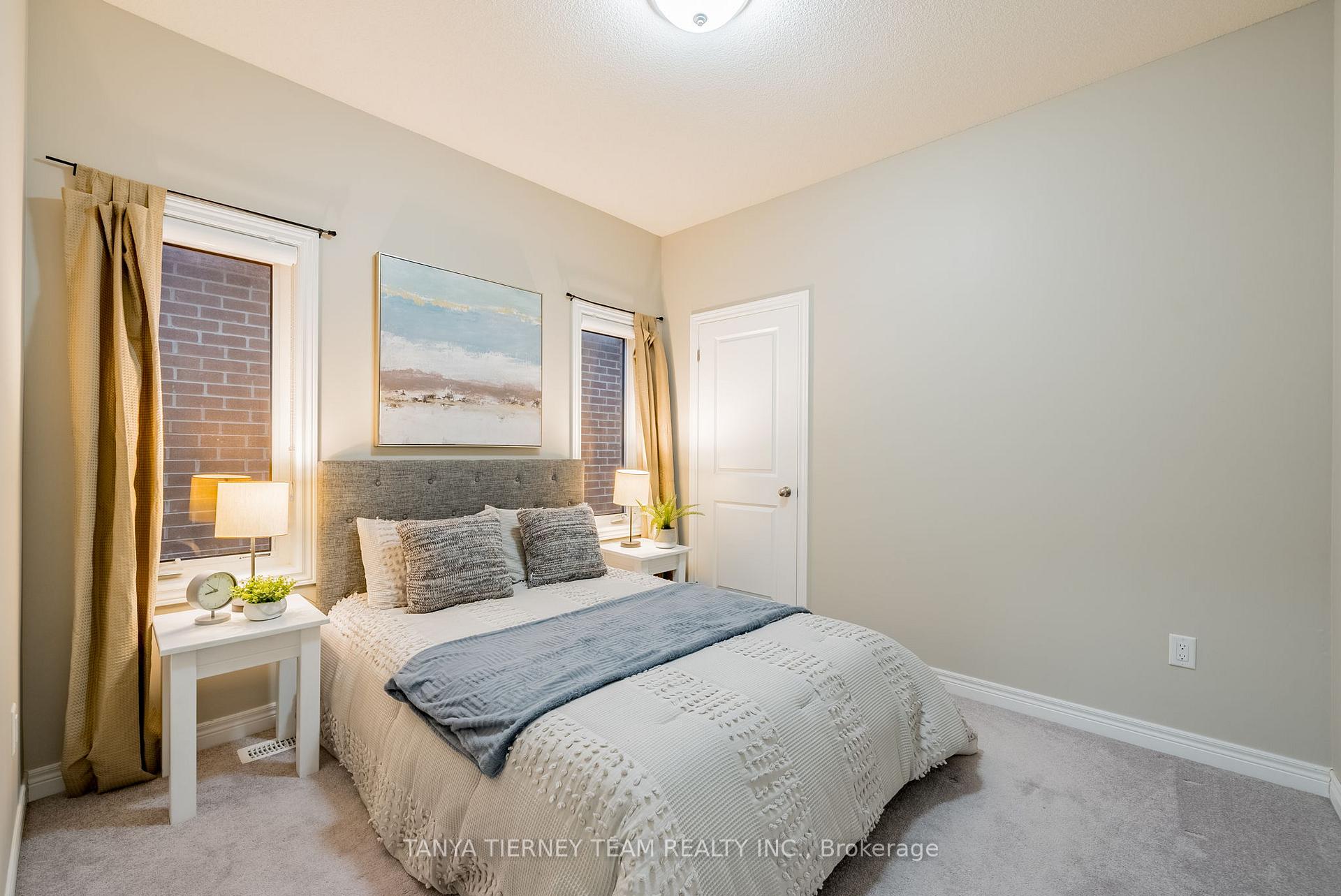 Photo 14 of 49 Conarty Crescent, Whitby, Rural Whitby — HOMEH