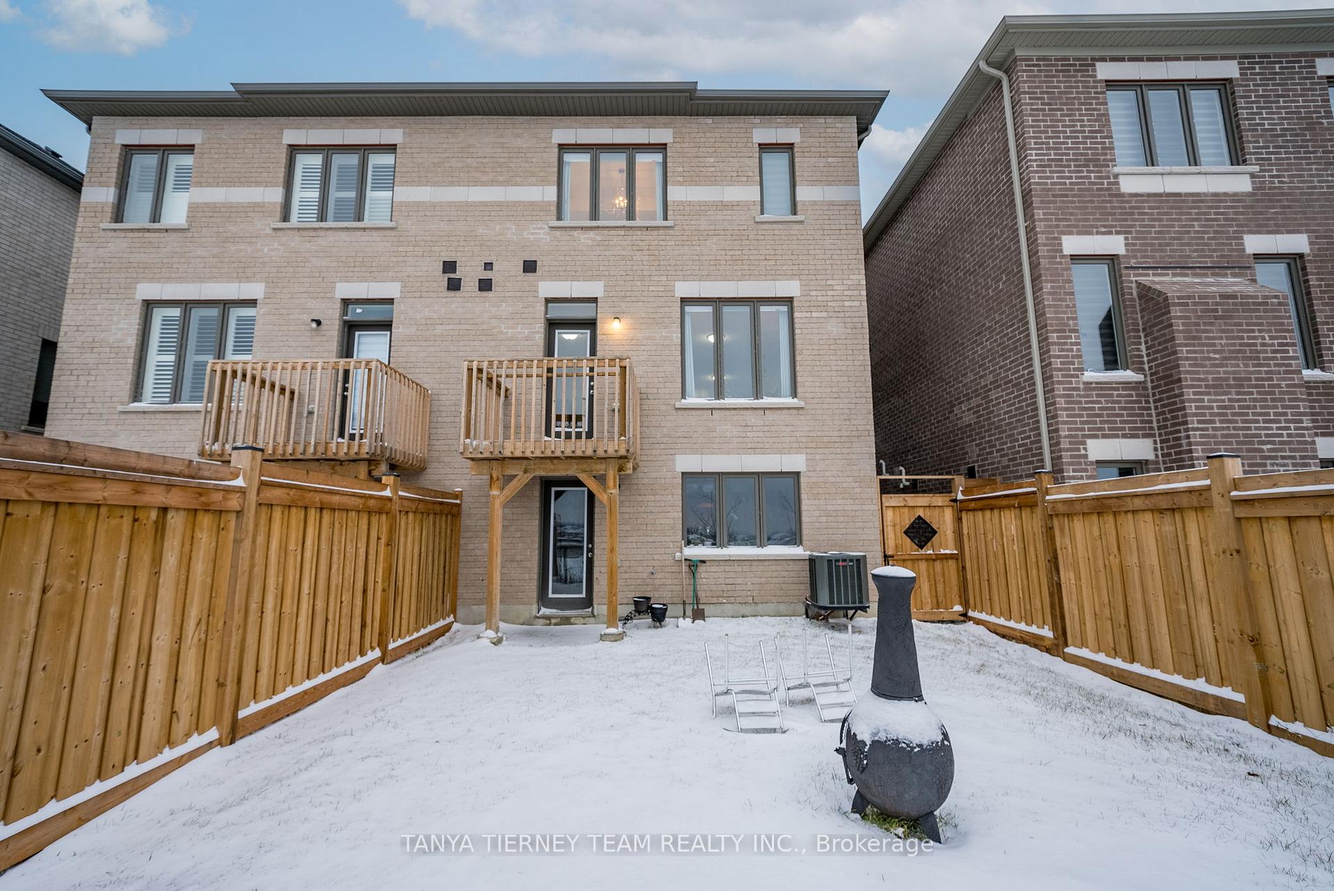 Photo 28 of 49 Conarty Crescent, Whitby, Rural Whitby — HOMEH