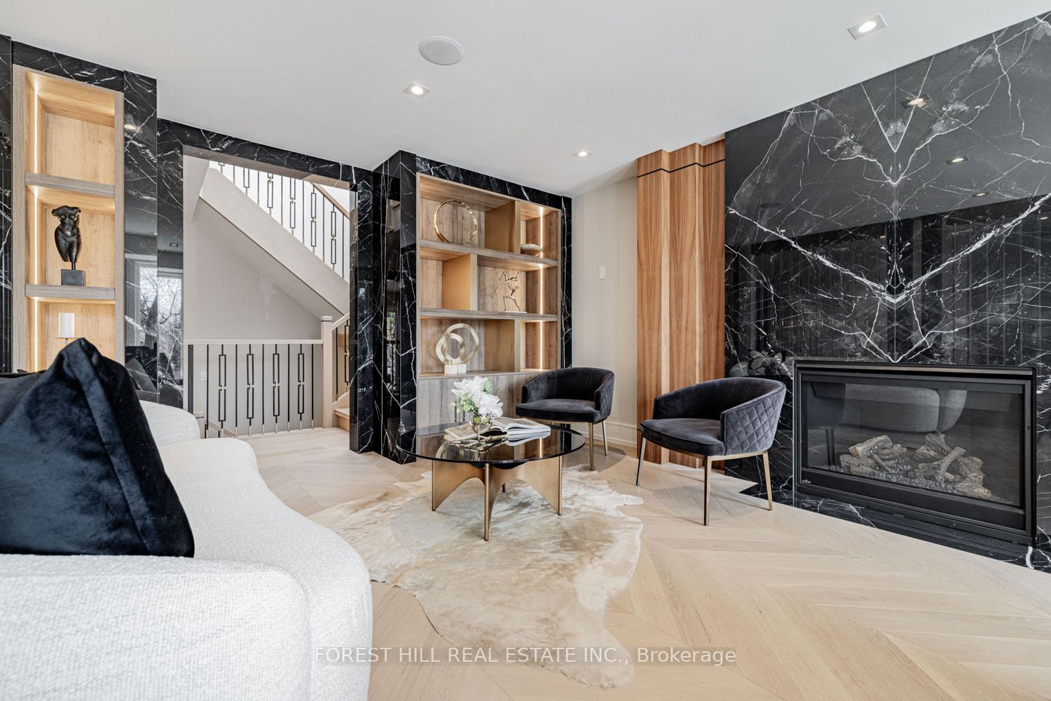 Photo 20 of 584 Broadway Avenue, Toronto, Leaside — HOMEH