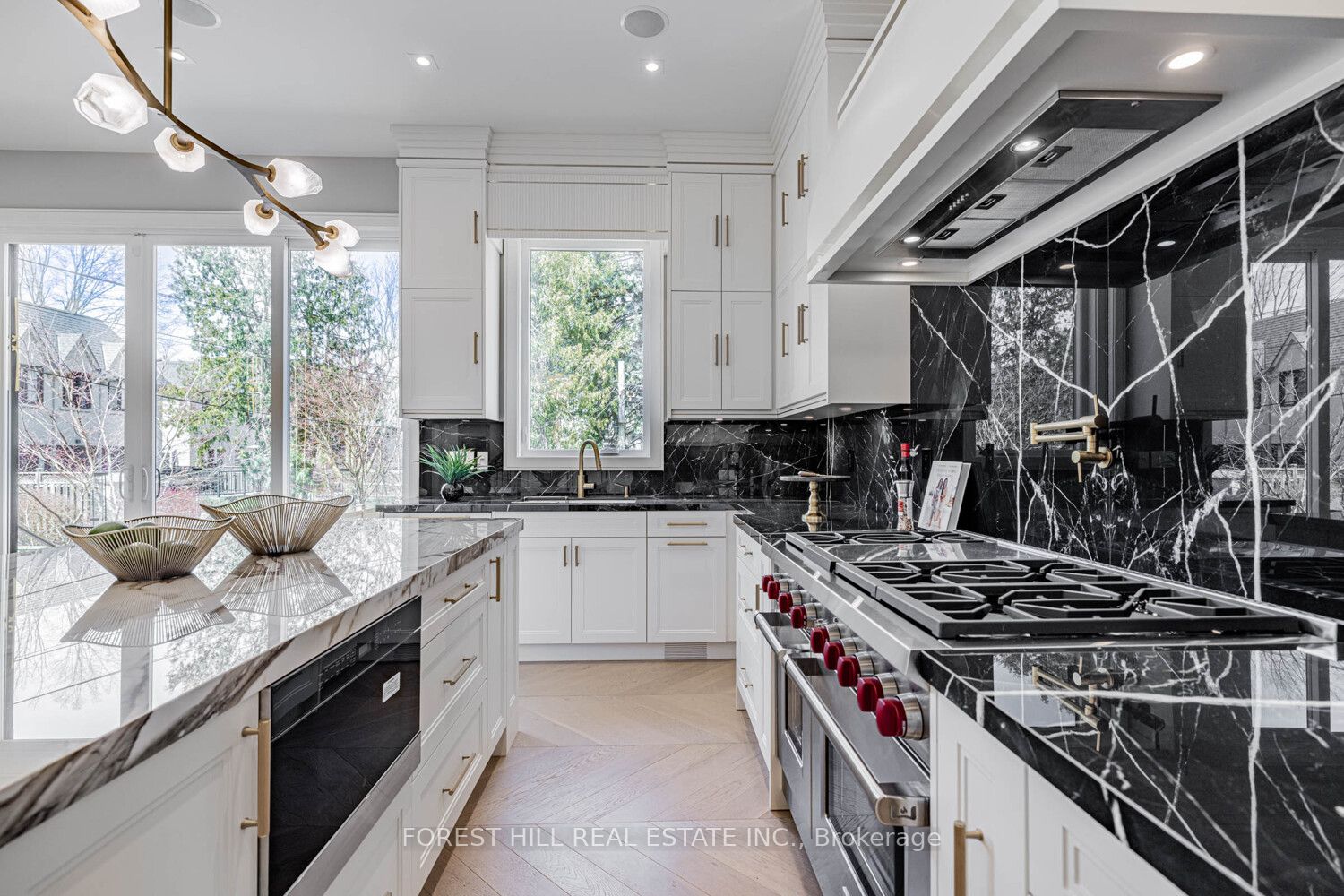 Photo 13 of 584 Broadway Avenue, Toronto, Leaside — HOMEH