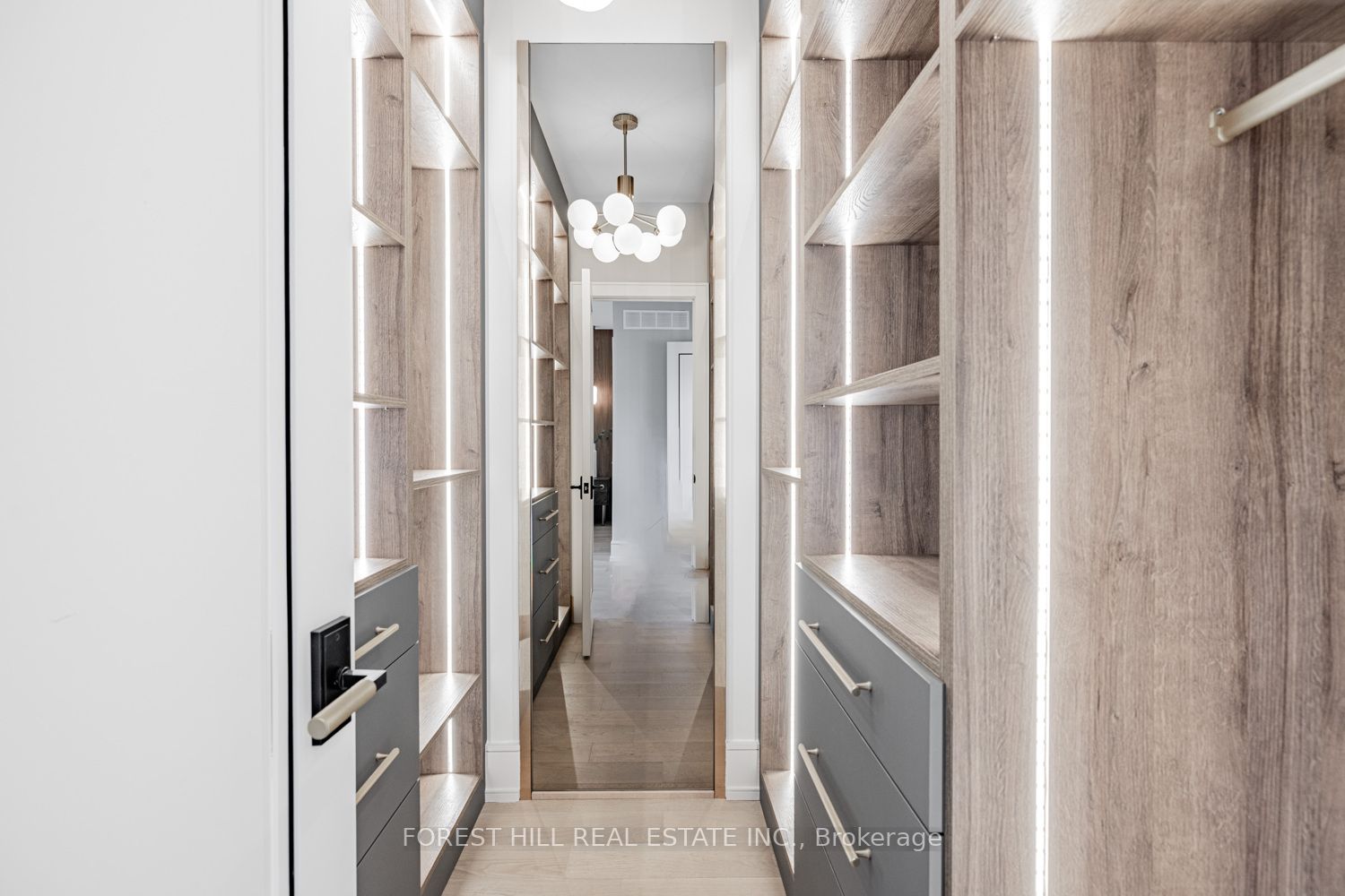 Photo 33 of 584 Broadway Avenue, Toronto, Leaside — HOMEH