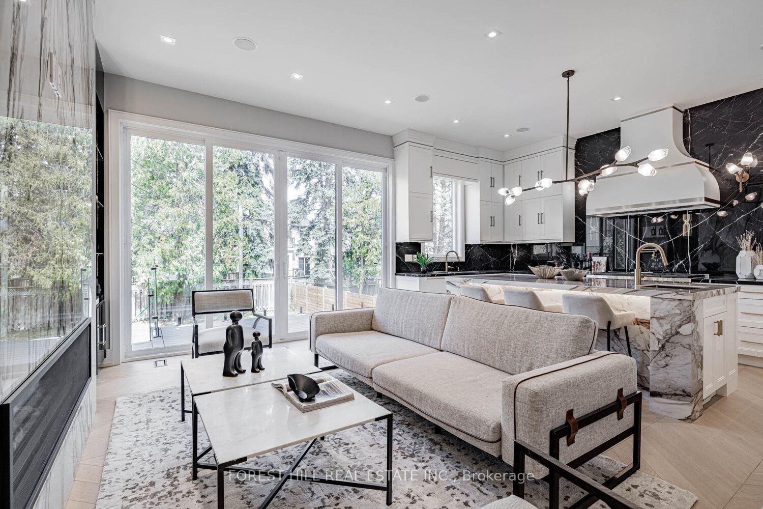 Photo 7 of 584 Broadway Avenue, Toronto, Leaside — HOMEH