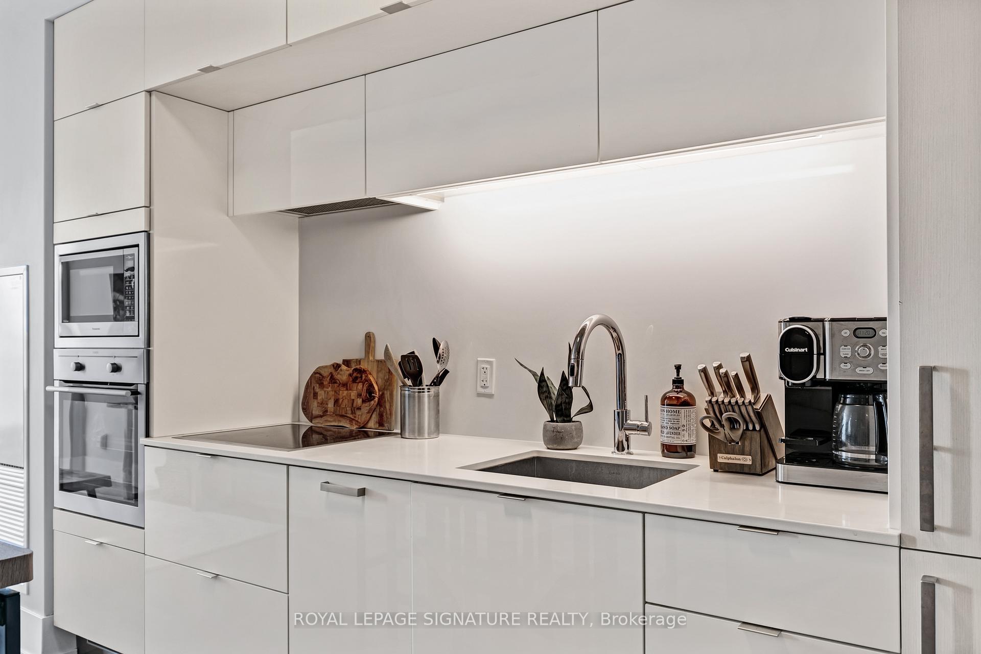 Photo 4 of Unit 428, 55 Merchants' Wharf, Toronto, Waterfront Communities — HOMEH