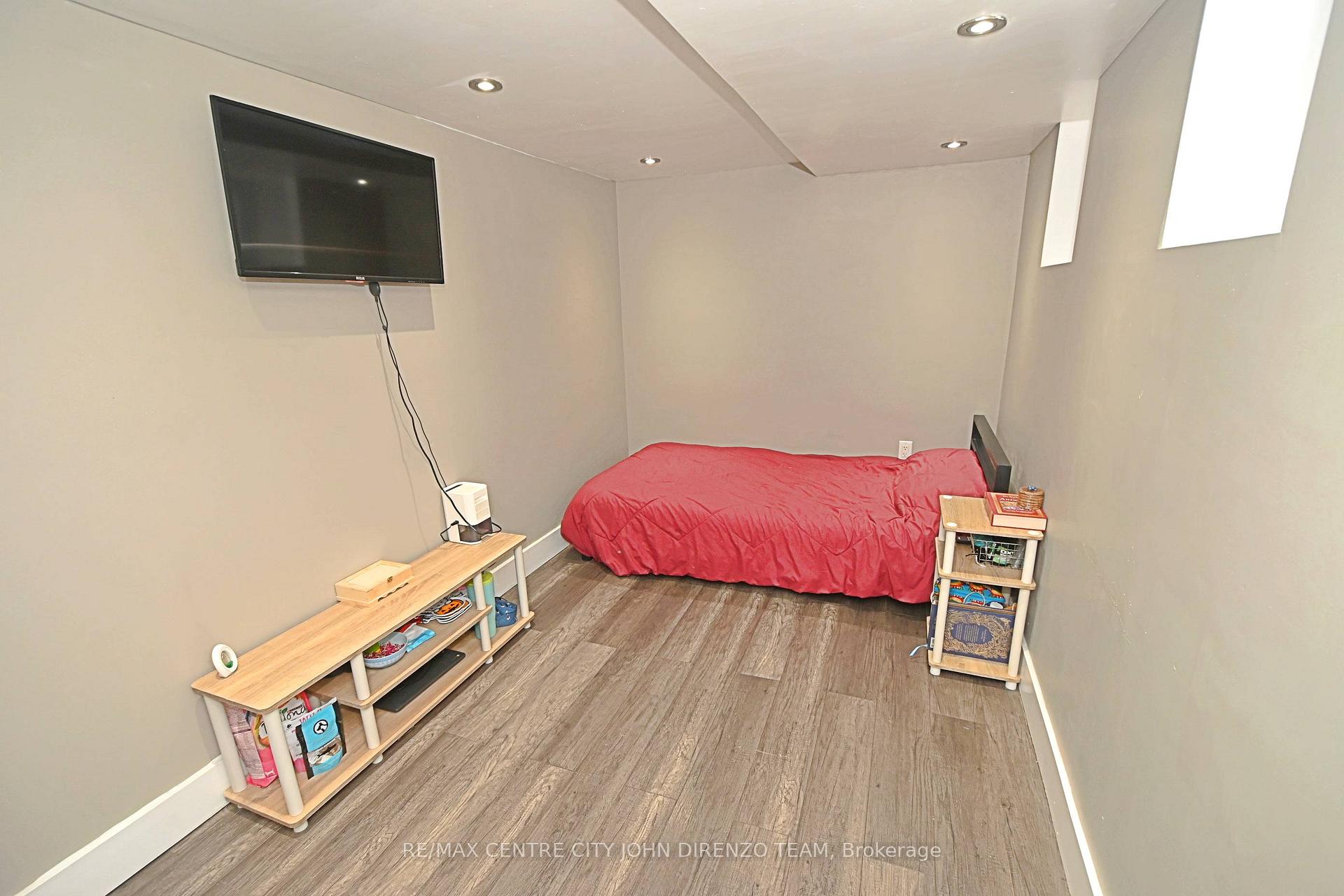Photo 23 of 49965 Dingle Street, Malahide, Rural Malahide — HOMEH