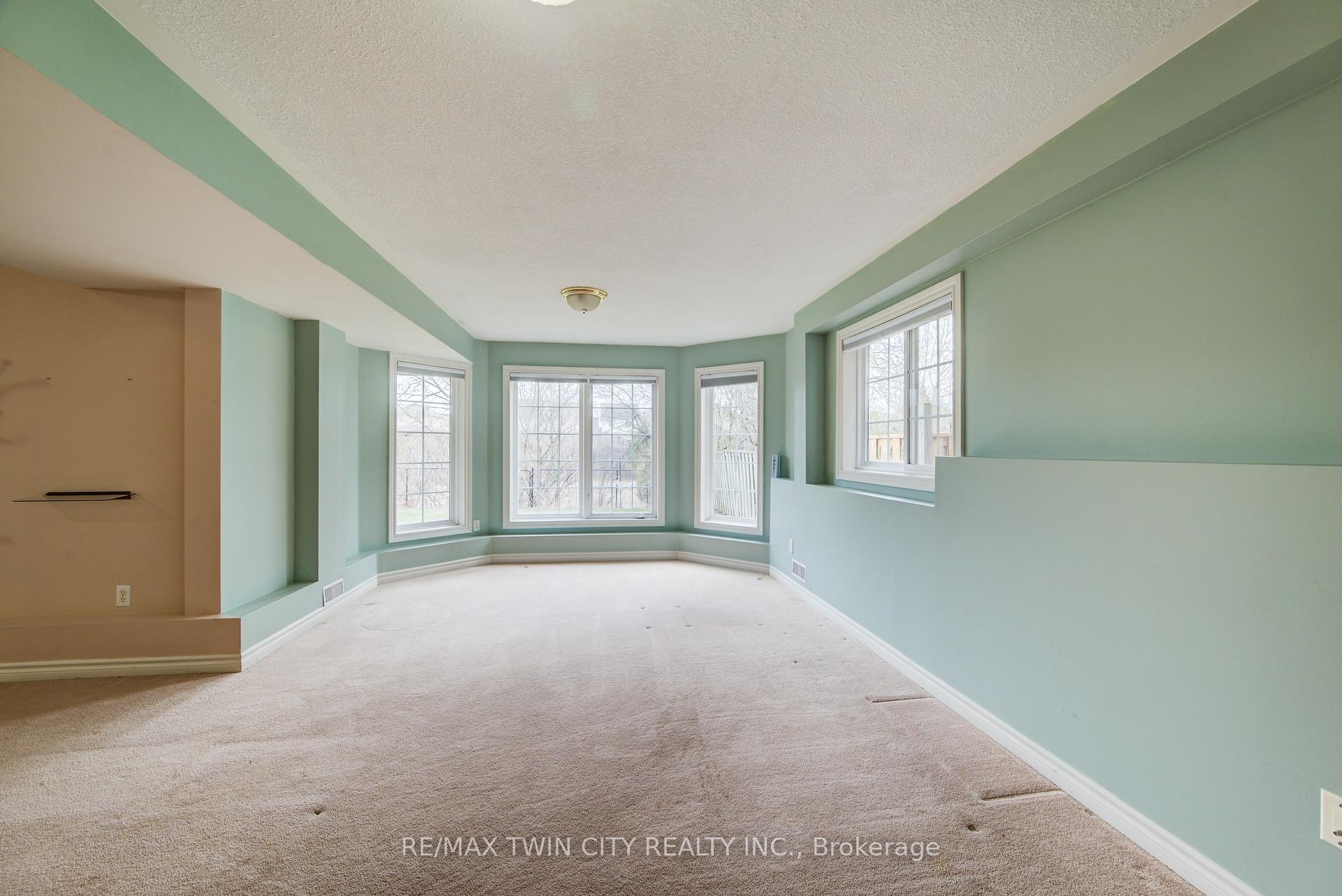 Photo 41 of 620 Yarmouth Drive, Waterloo — HOMEH