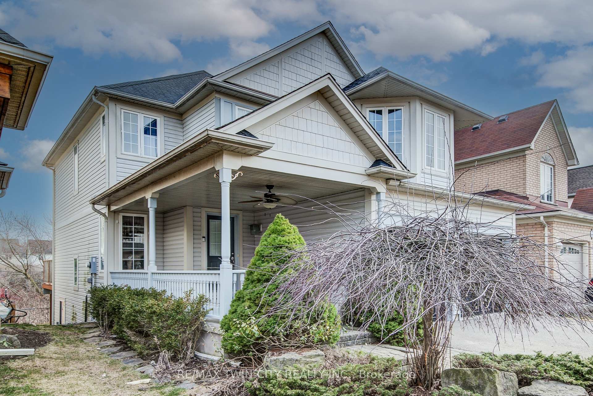 Photo 30 of 620 Yarmouth Drive, Waterloo — HOMEH