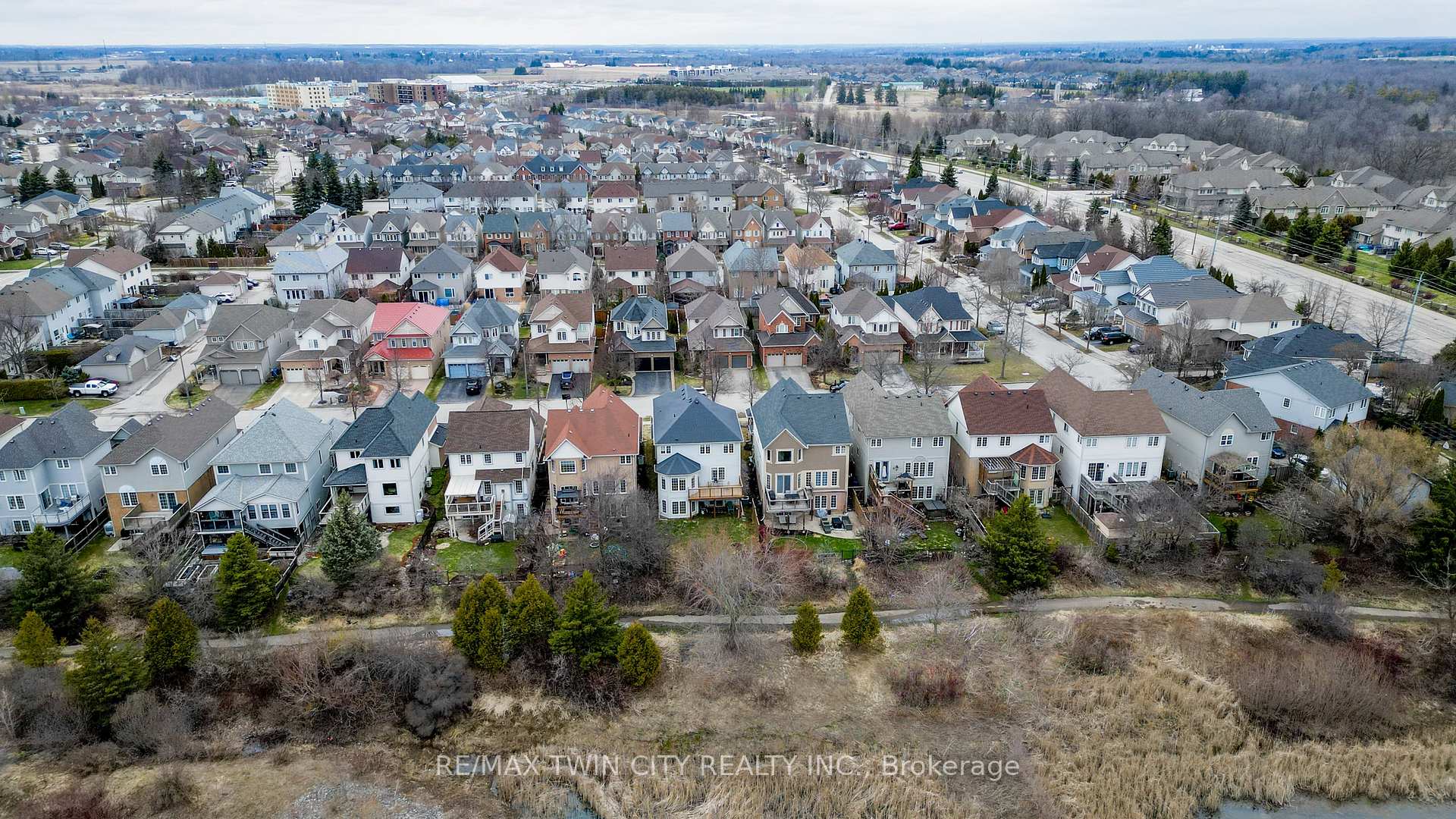 Photo 34 of 620 Yarmouth Drive, Waterloo — HOMEH