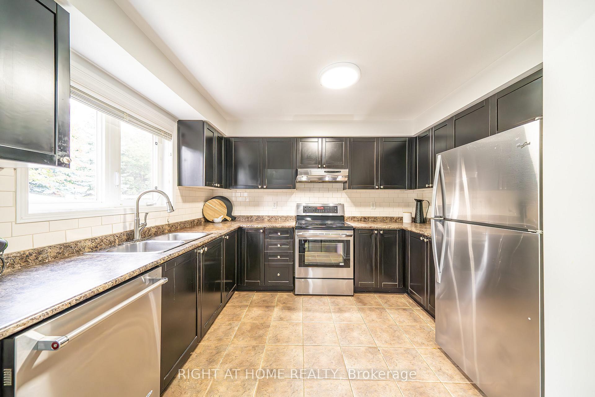 Photo 15 of 2331 Winlord Place, Oshawa, Windfields — HOMEH