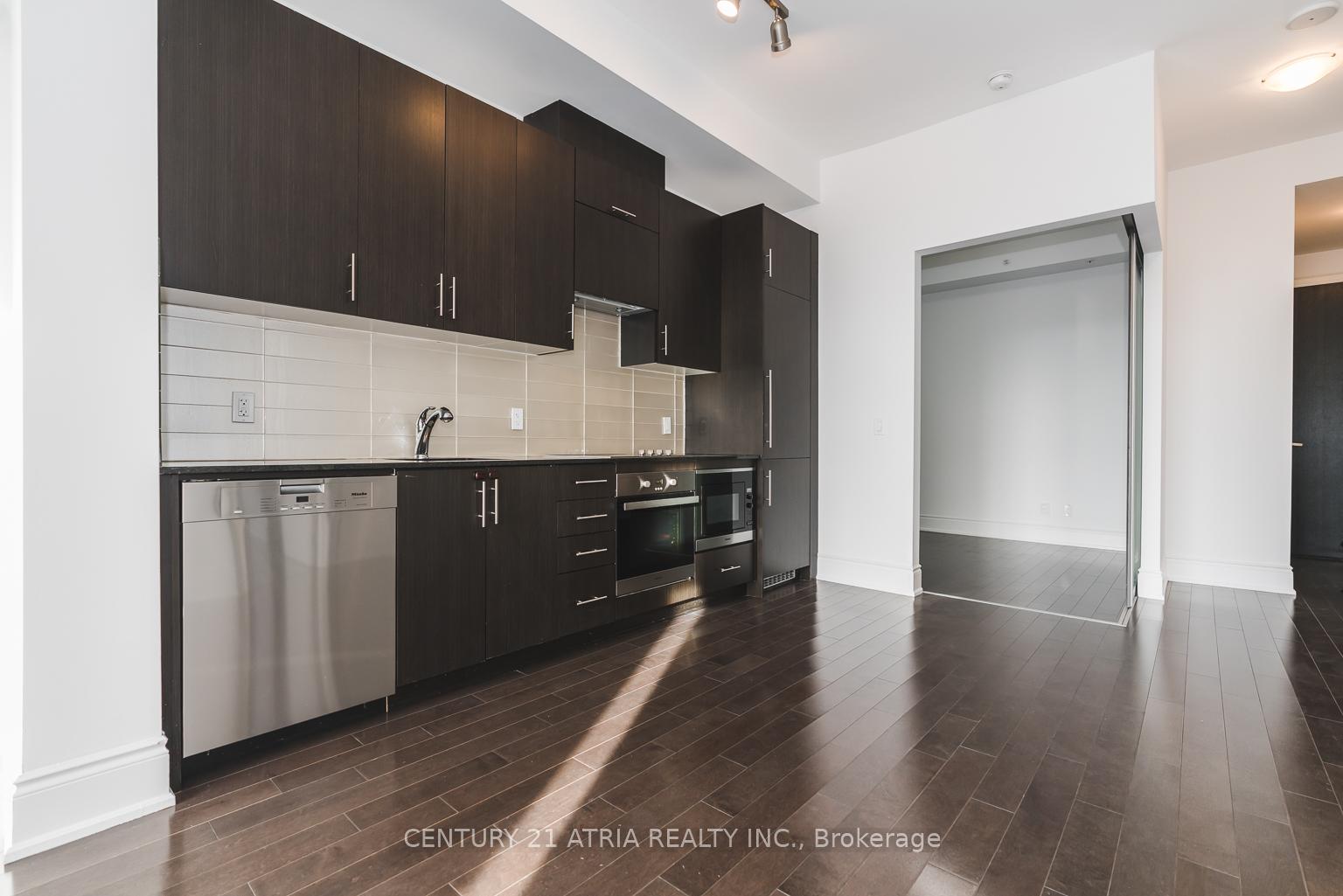 Photo 6 of Unit 903, 23 Glebe Road, Toronto, Yonge-Eglinton — HOMEH