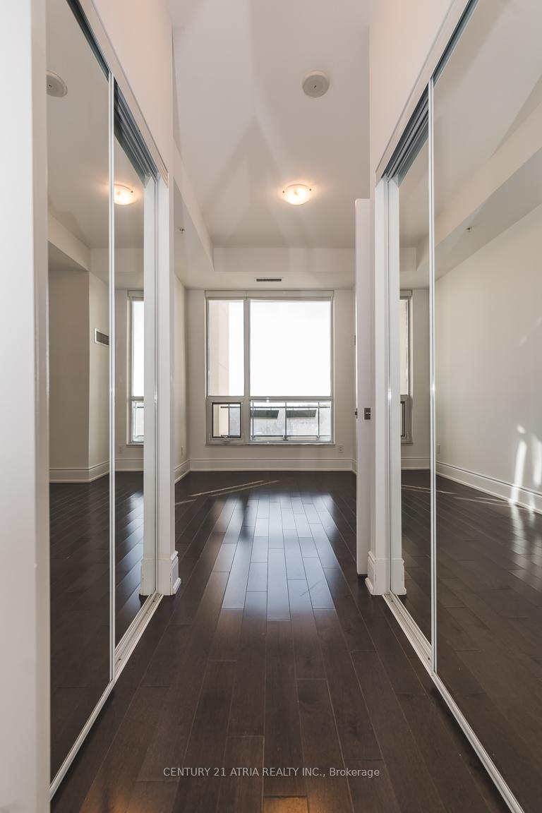 Photo 8 of Unit 903, 23 Glebe Road, Toronto, Yonge-Eglinton — HOMEH