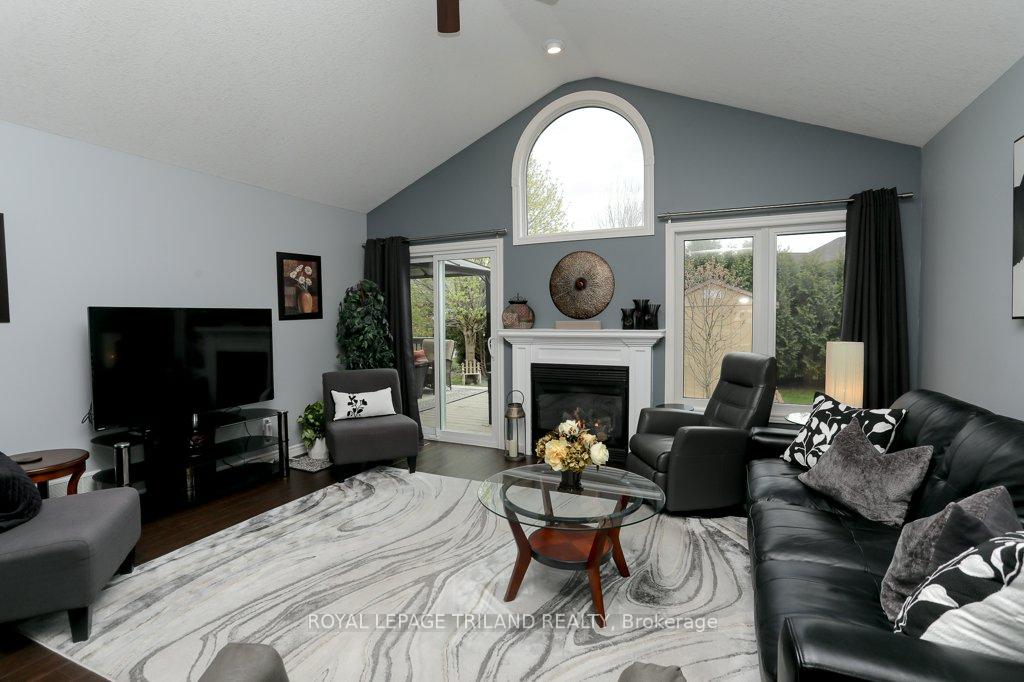 Photo 9 of 40 Pear Tree Avenue, St. Thomas — HOMEH