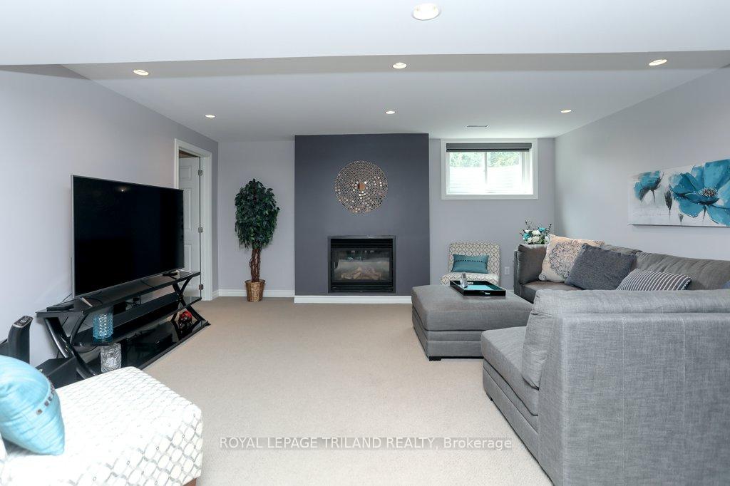 Photo 29 of 40 Pear Tree Avenue, St. Thomas — HOMEH