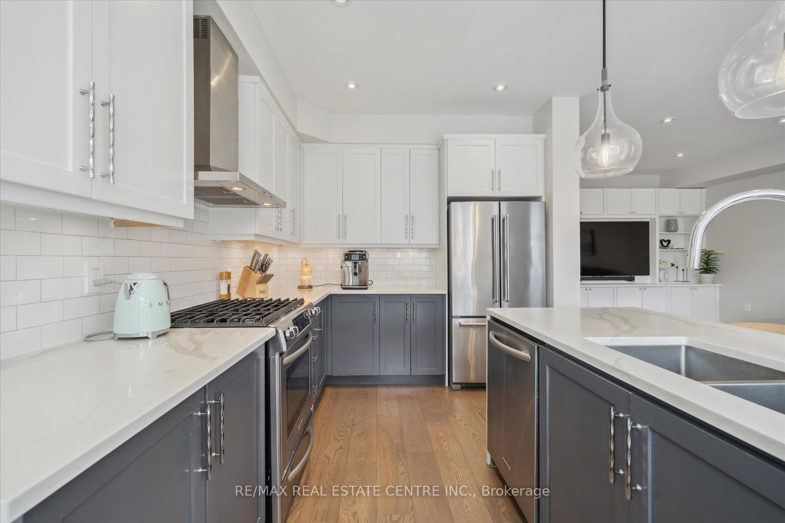Photo 18 of 175 Shrewsbury Drive, Whitby, Brooklin — HOMEH