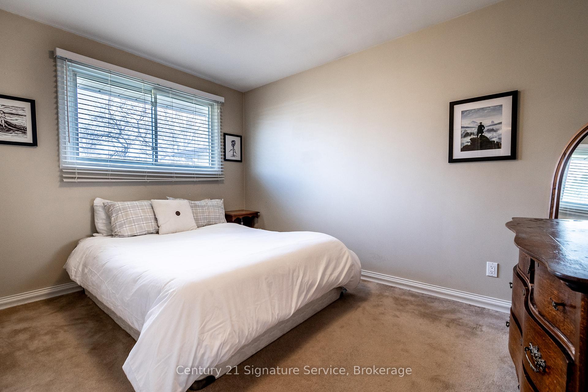 Photo 4 of 275 Lakeshore Road, St. Catharines, Lakeshore — HOMEH