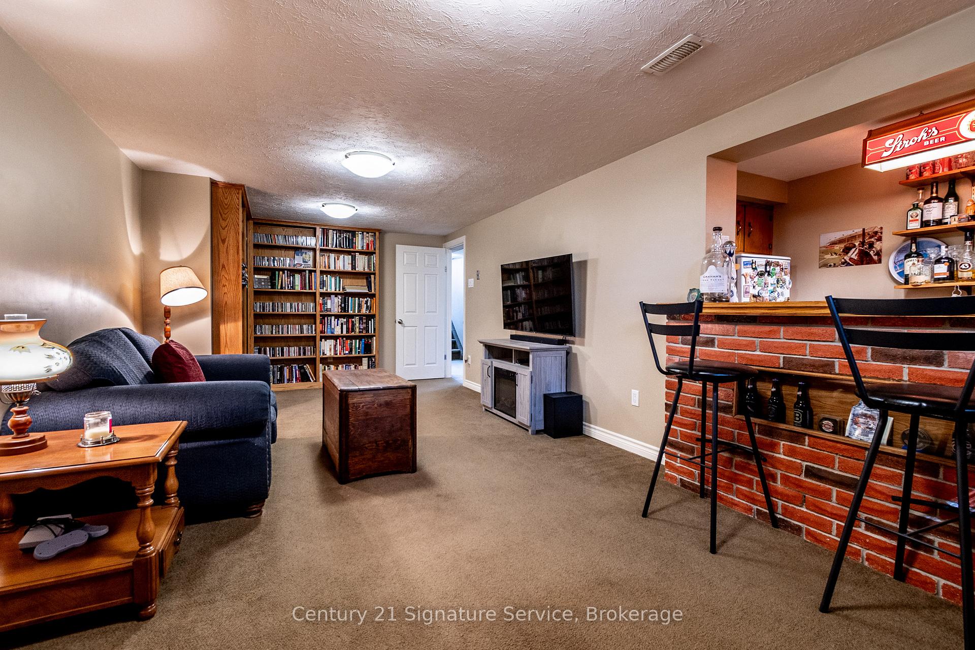 Photo 9 of 275 Lakeshore Road, St. Catharines, Lakeshore — HOMEH