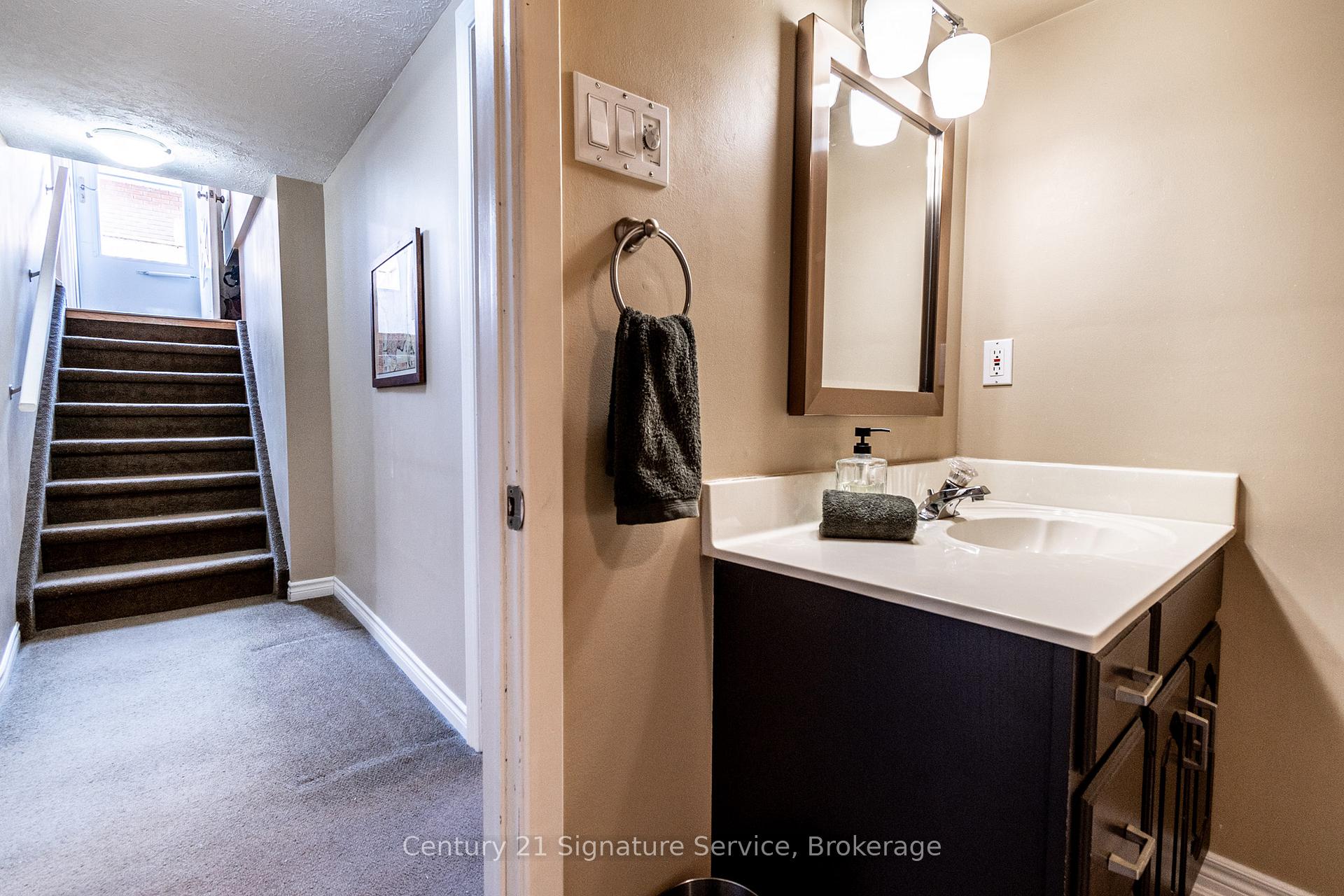 Photo 13 of 275 Lakeshore Road, St. Catharines, Lakeshore — HOMEH
