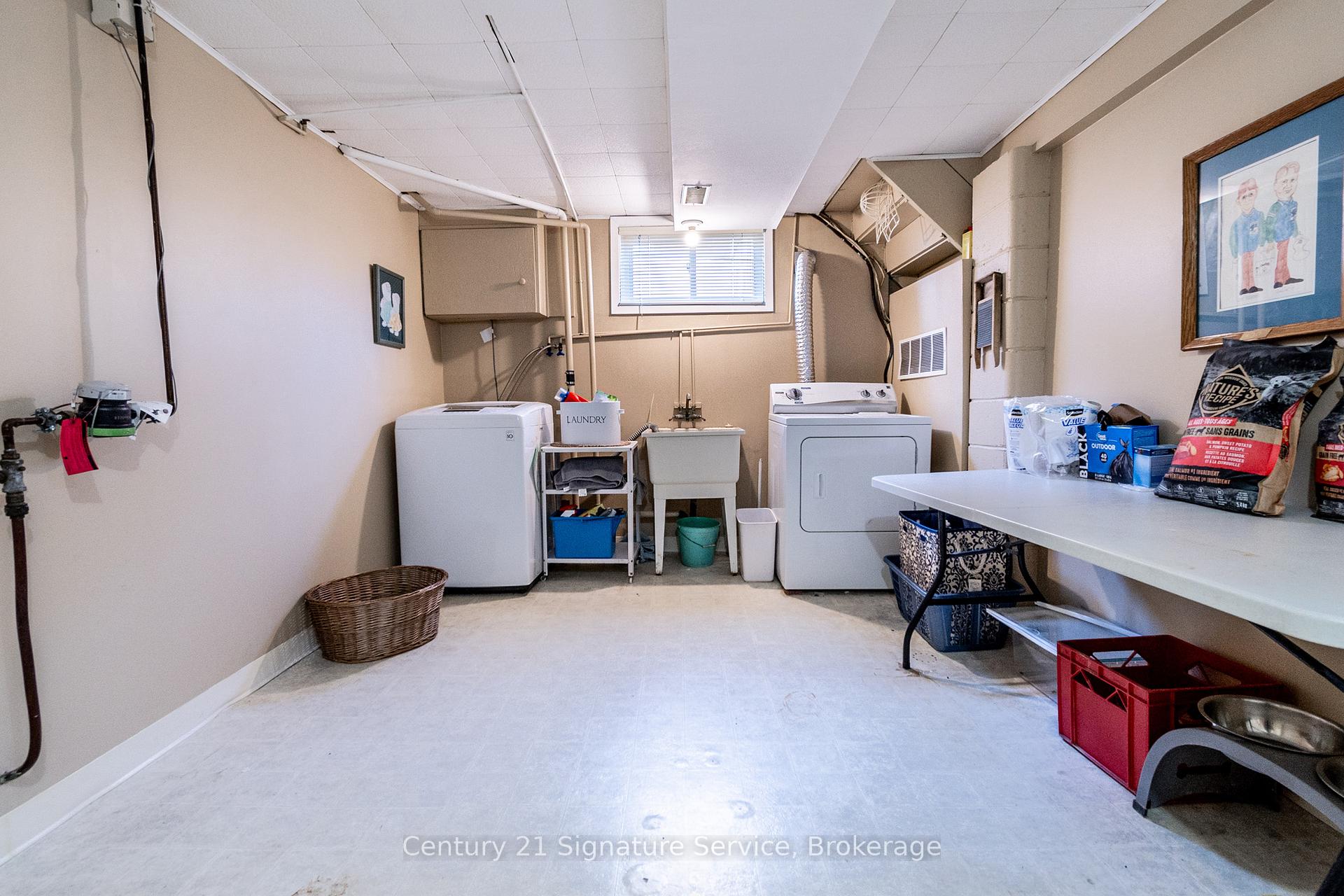 Photo 23 of 275 Lakeshore Road, St. Catharines, Lakeshore — HOMEH