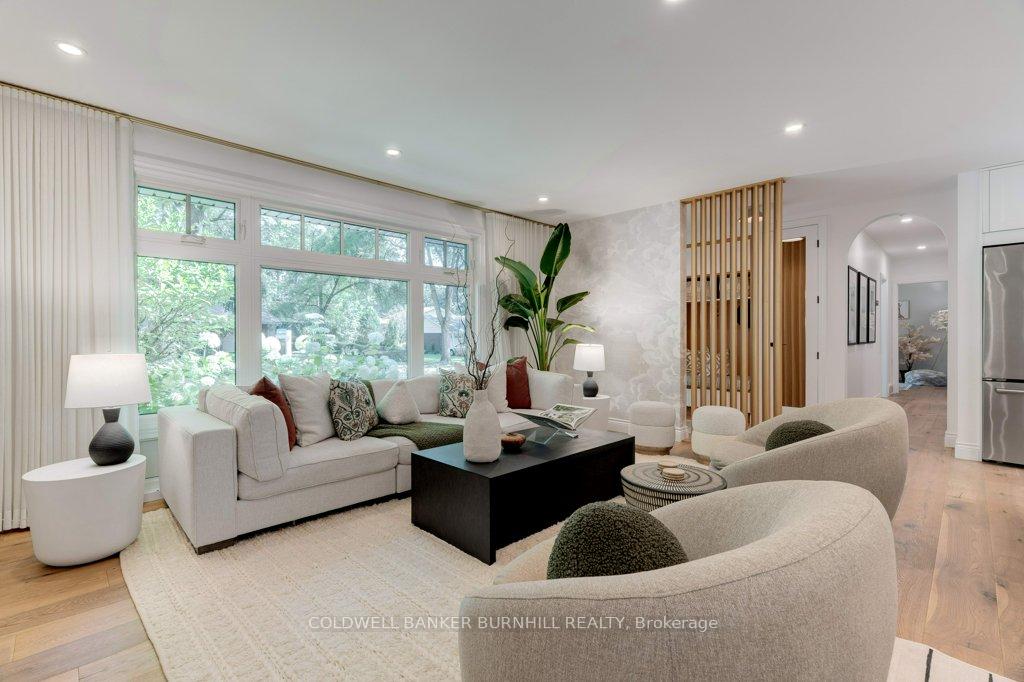 Photo 13 of 380 Abbott Road, Burlington, Roseland — HOMEH