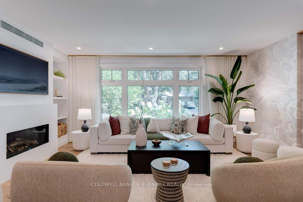 Photo 14 of 380 Abbott Road, Burlington, Roseland — HOMEH