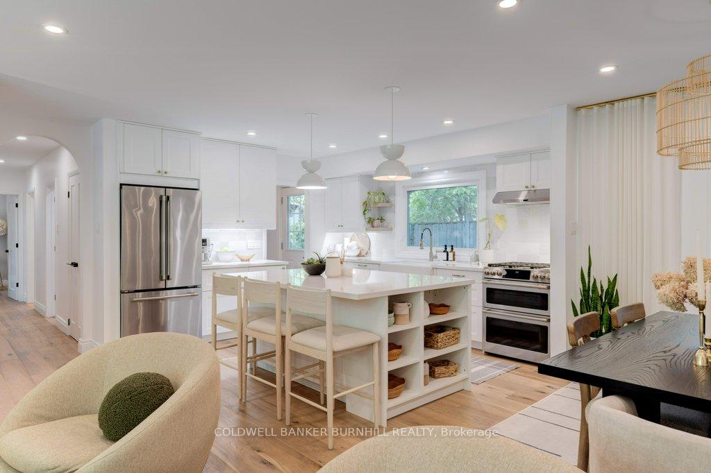 Photo 16 of 380 Abbott Road, Burlington, Roseland — HOMEH