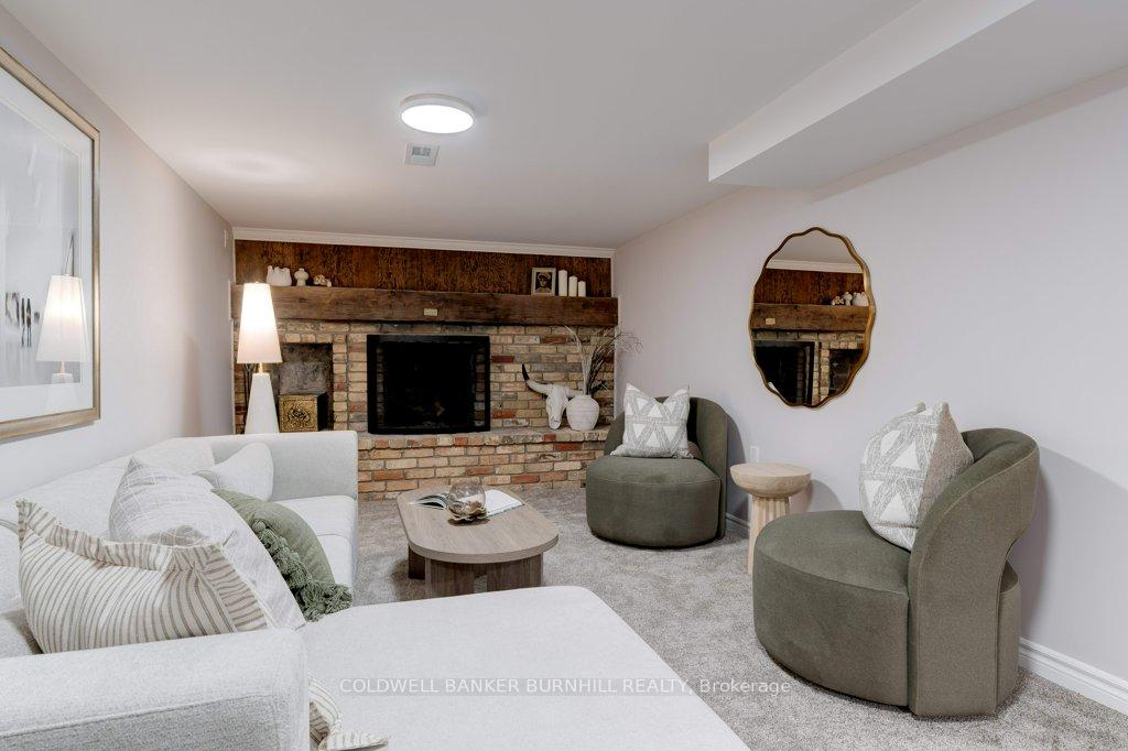 Photo 33 of 380 Abbott Road, Burlington, Roseland — HOMEH