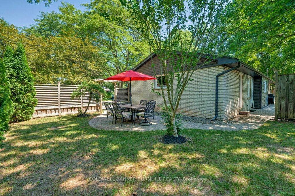 Photo 41 of 380 Abbott Road, Burlington, Roseland — HOMEH